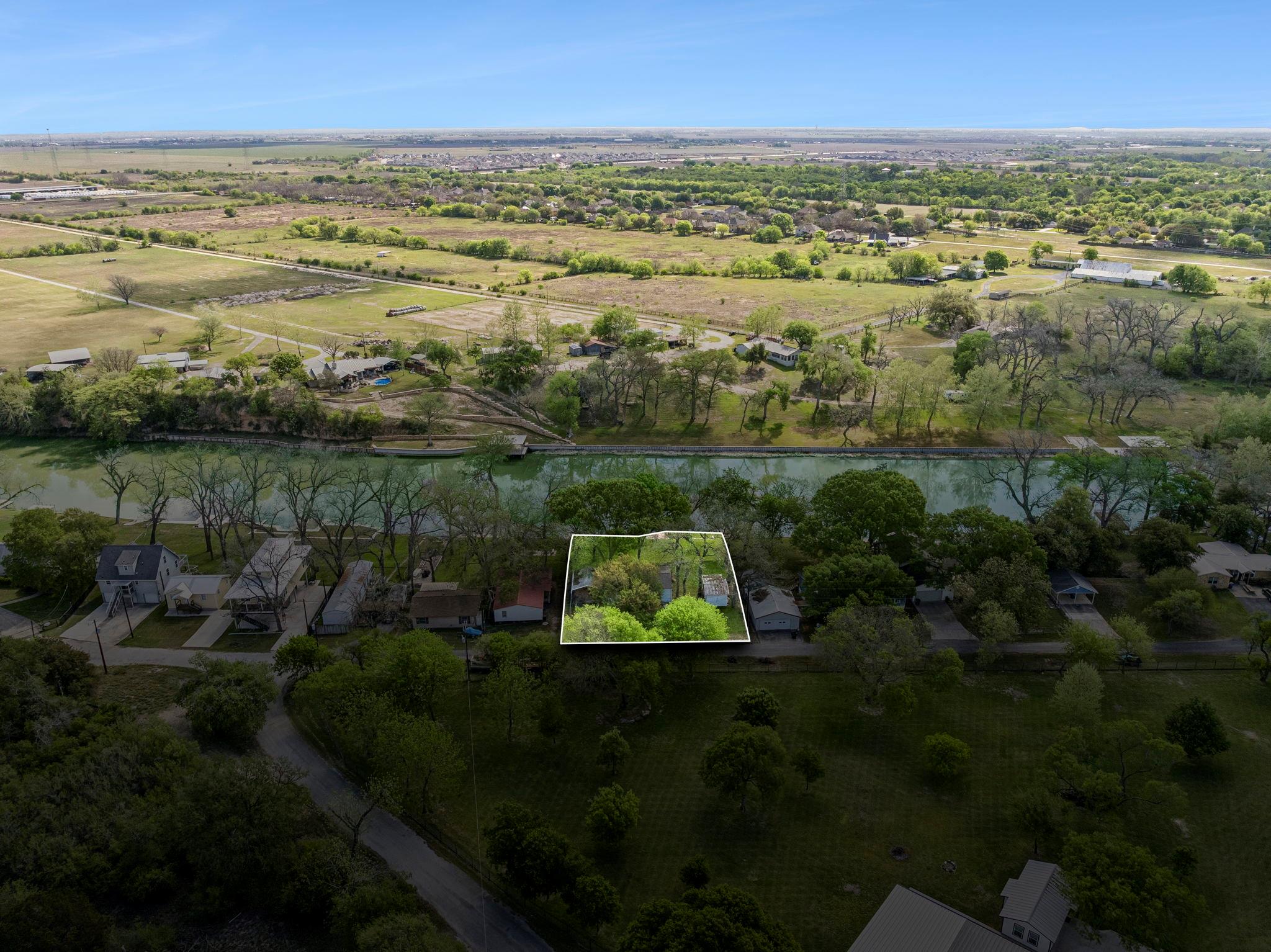 344 Shangrila Ln, New Braunfels, TX 78130