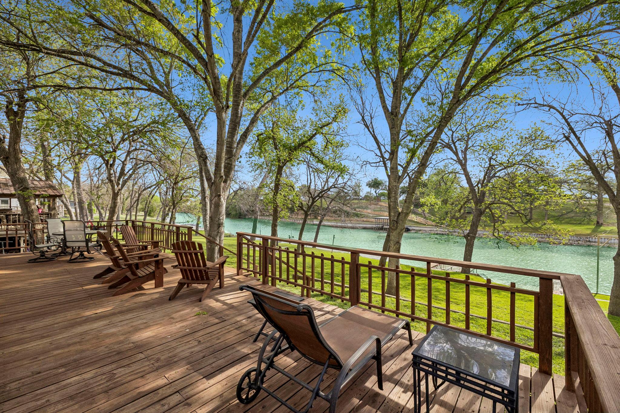 344 Shangrila Ln, New Braunfels, TX 78130