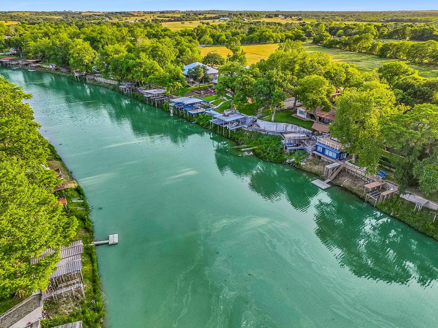 344 Shangrila Ln, New Braunfels, TX 78130