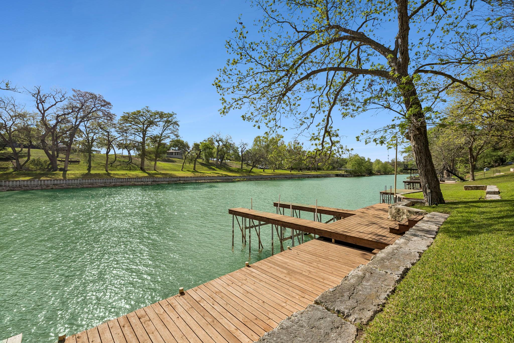 344 Shangrila Ln, New Braunfels, TX 78130