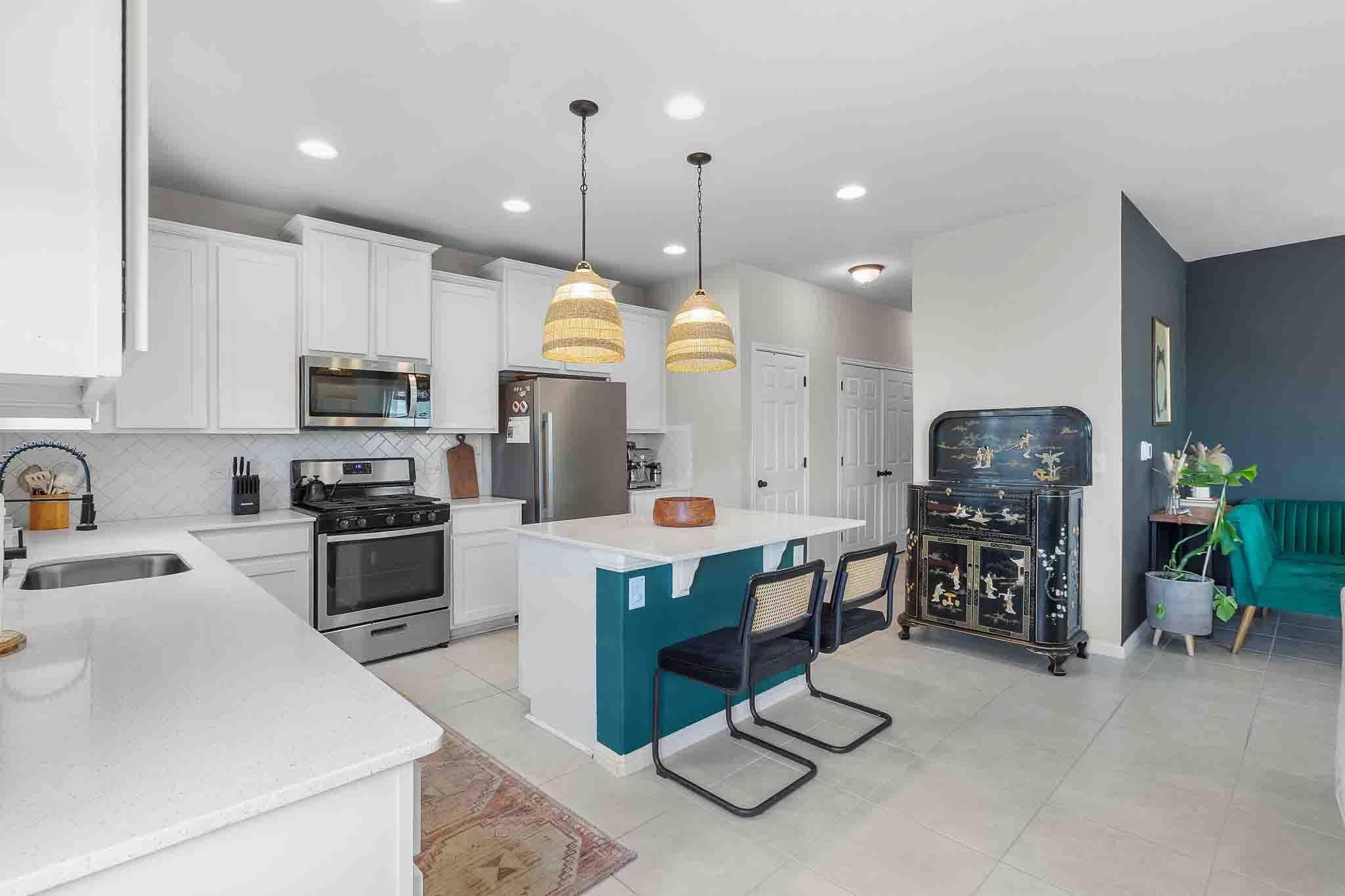 6305 Pine Leaf Trl, Austin, TX 78747