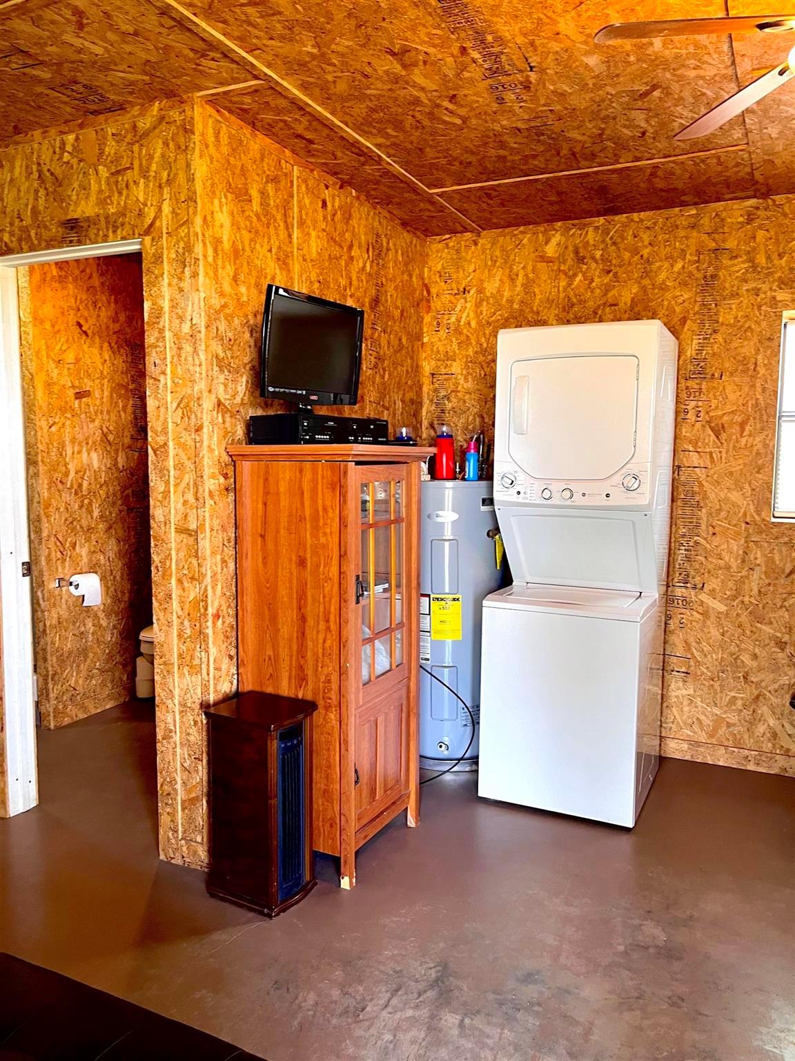 175 Elmer Rd, Llano, TX 78643