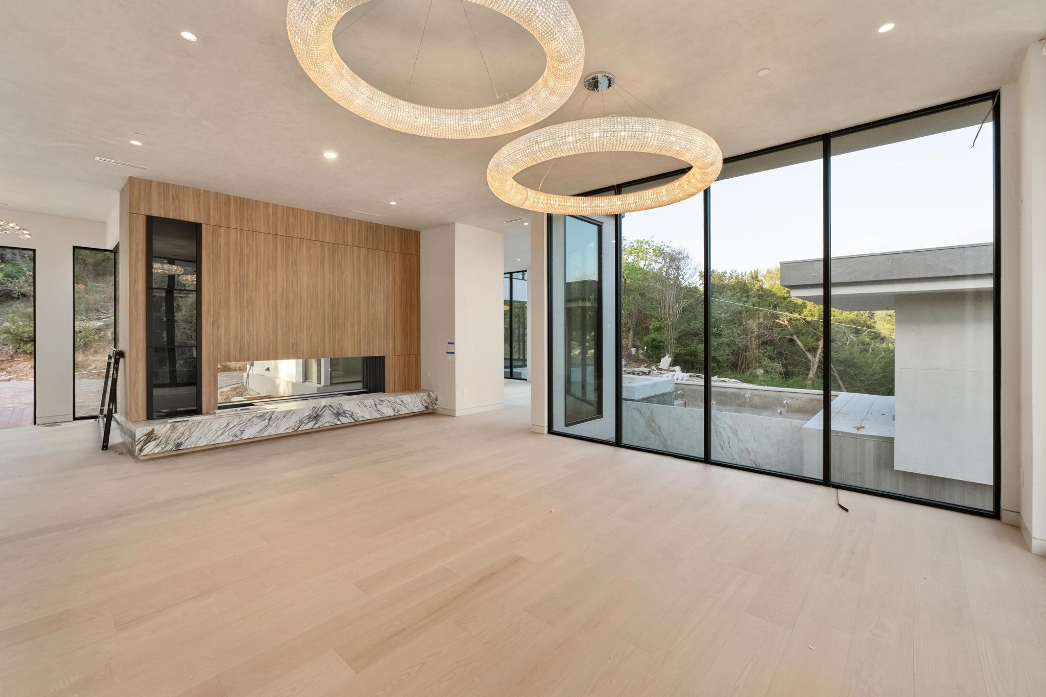 716 Laurel Valley Rd, West Lake Hills, TX 78746