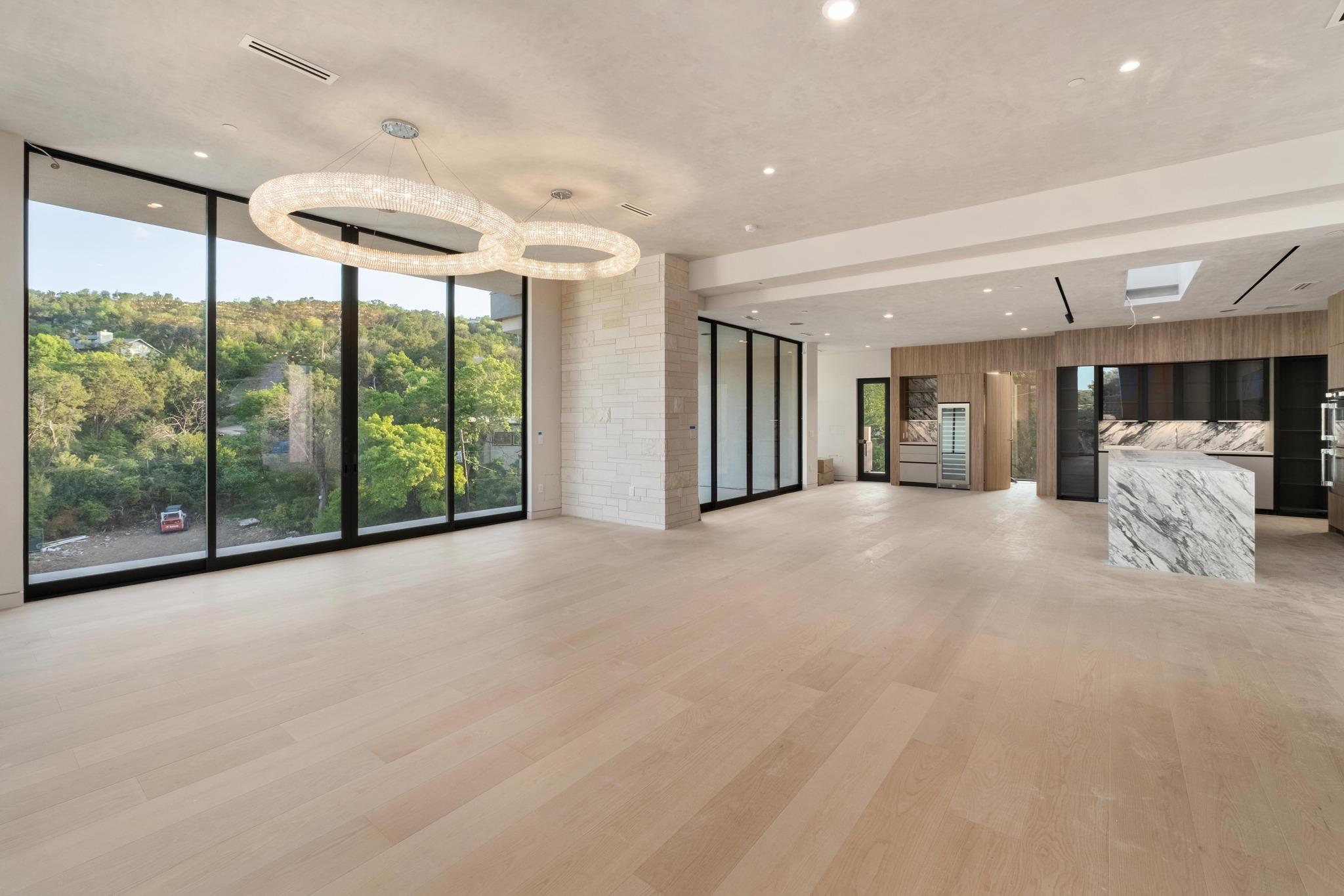 716 Laurel Valley Rd, West Lake Hills, TX 78746