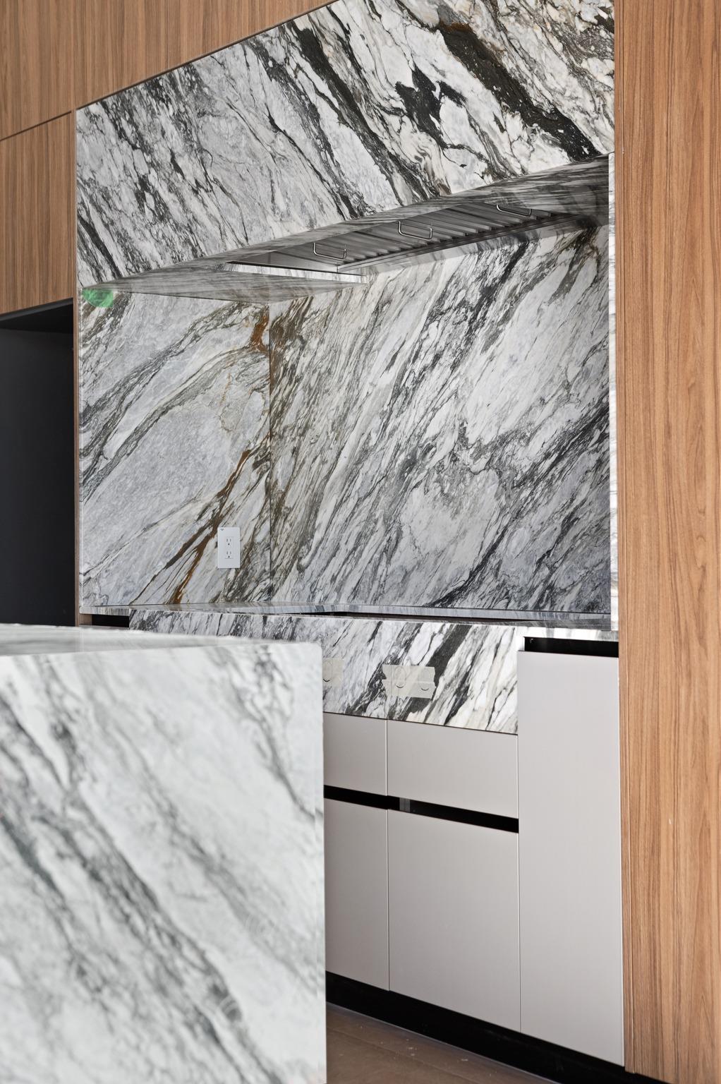 716 Laurel Valley Rd, West Lake Hills, TX 78746