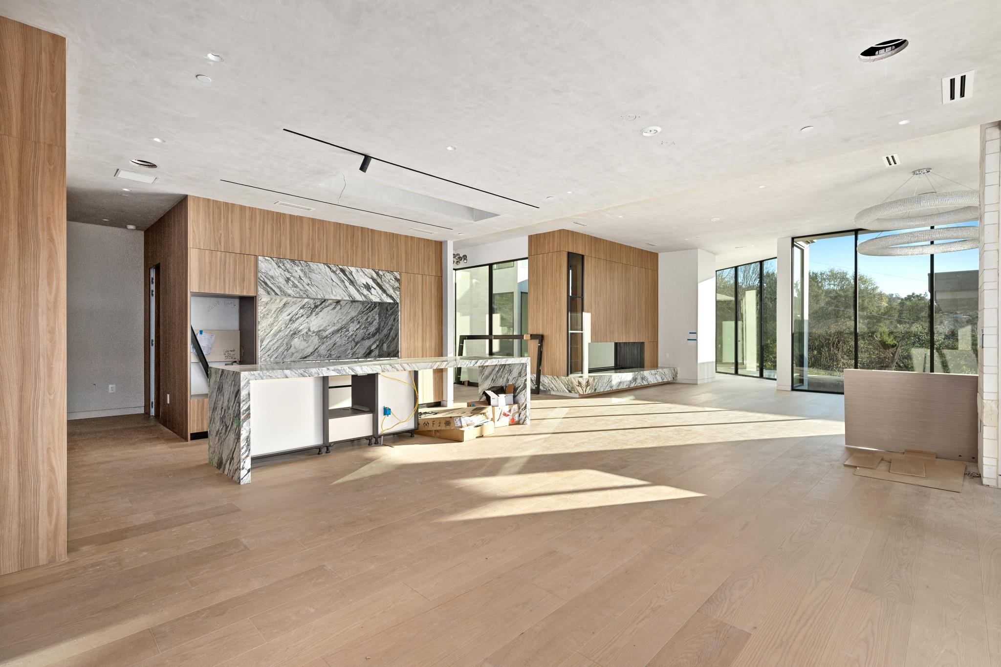 716 Laurel Valley Rd, West Lake Hills, TX 78746