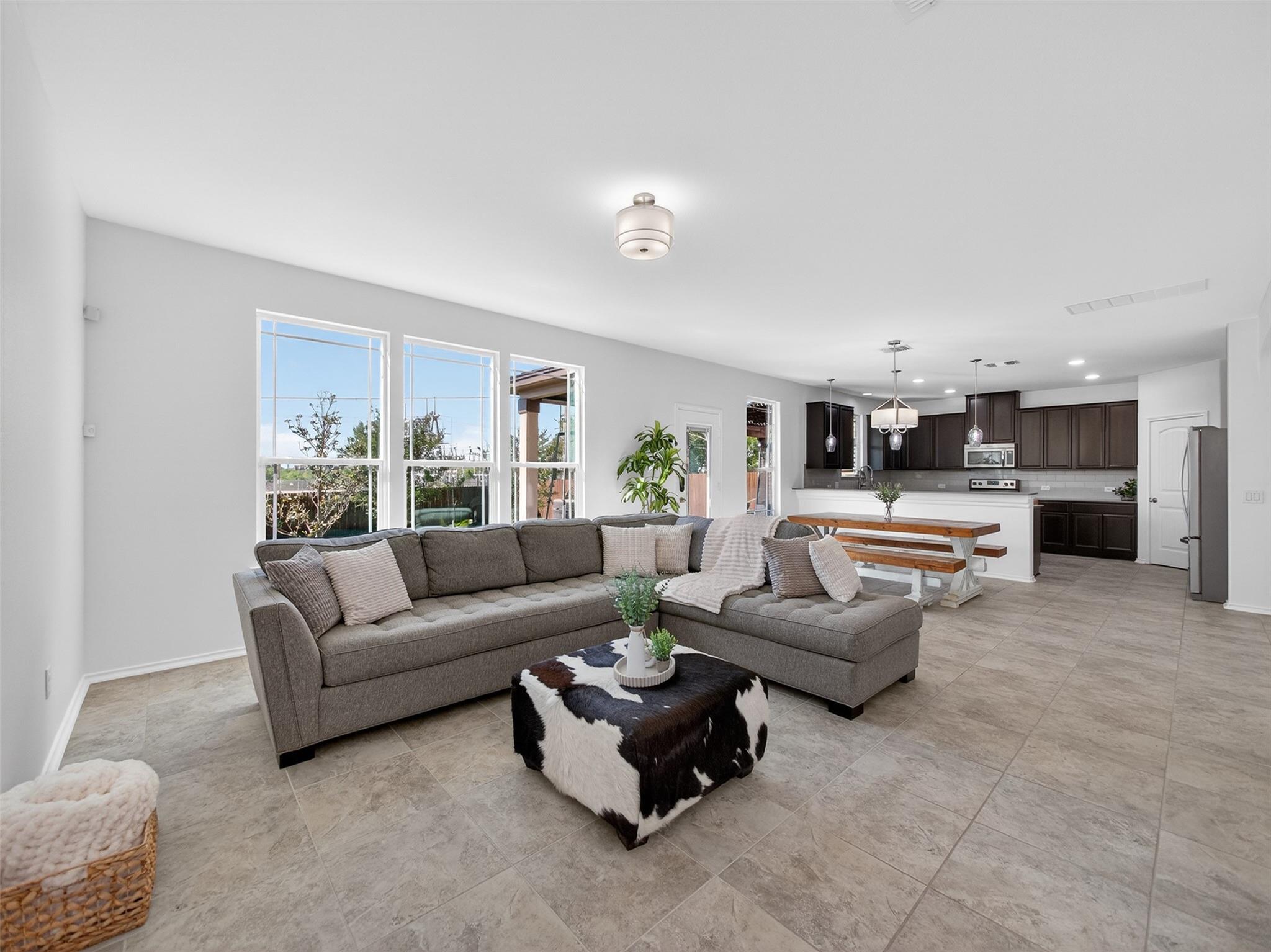 1015 Grande Mesa Dr, Georgetown, TX 78626