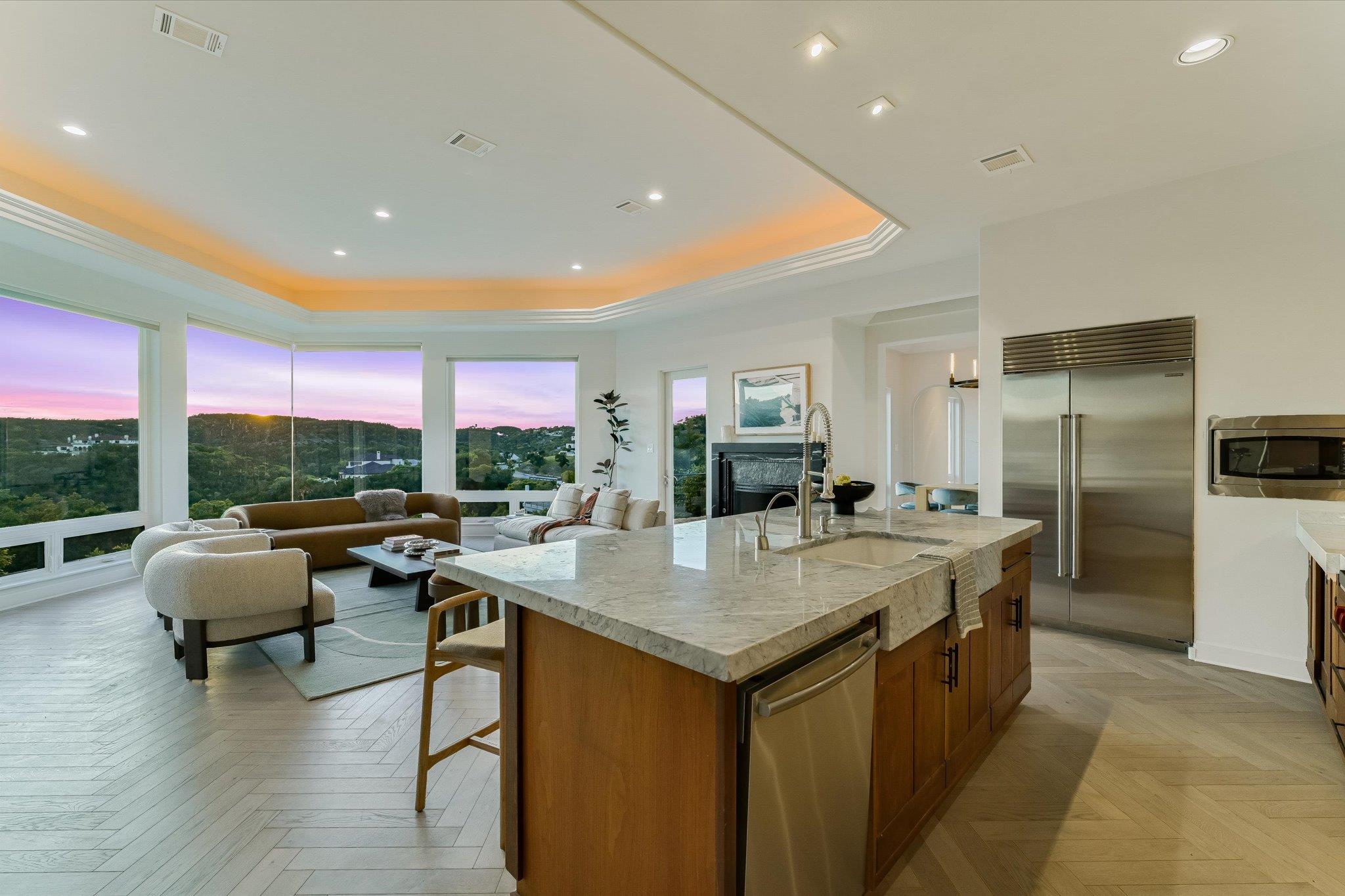 5304 Scenic View Dr, Austin, TX 78746