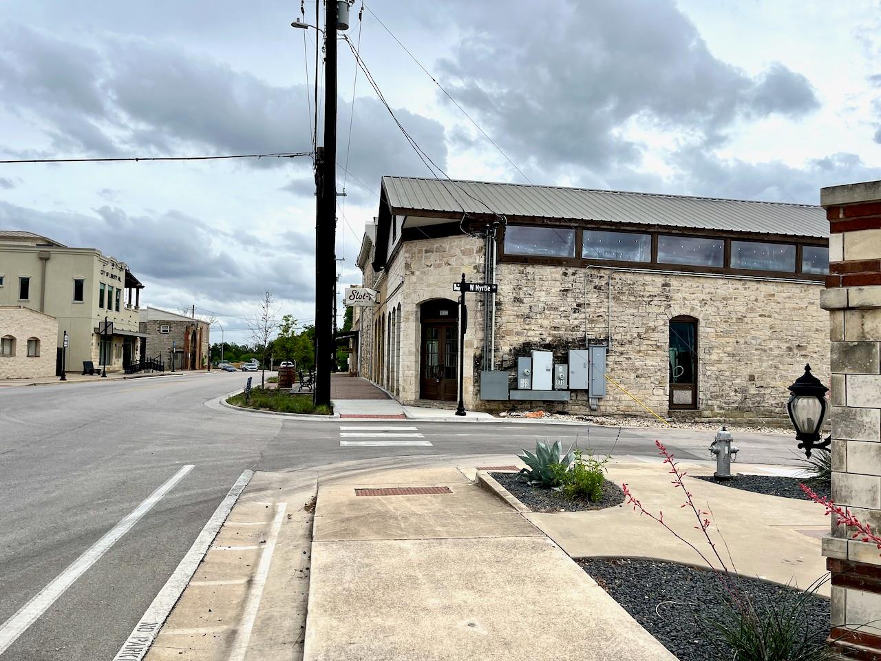 201 Church Hill Ln, Liberty Hill, TX 78642