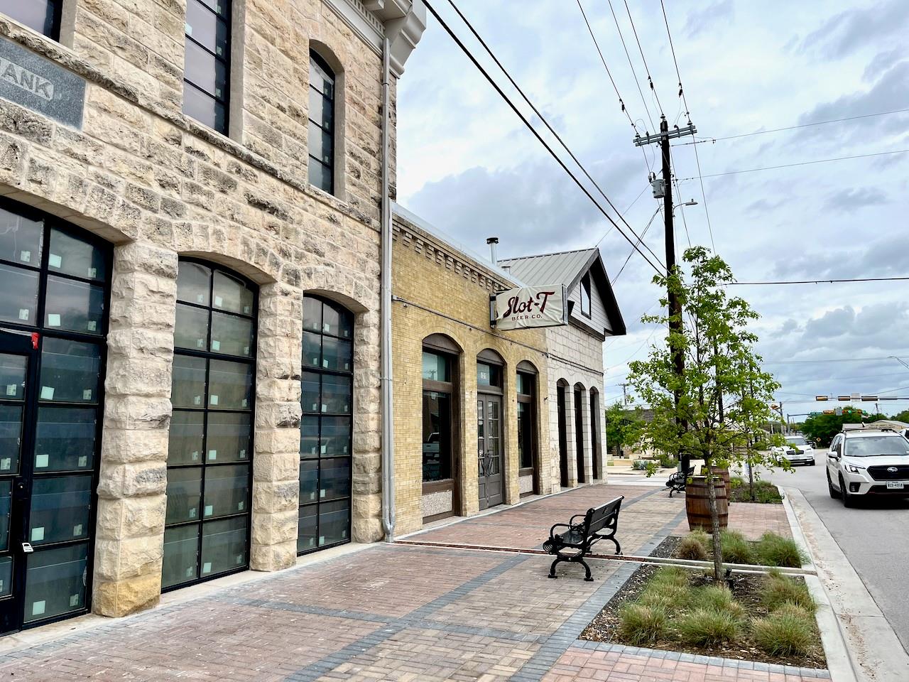 201 Church Hill Ln, Liberty Hill, TX 78642