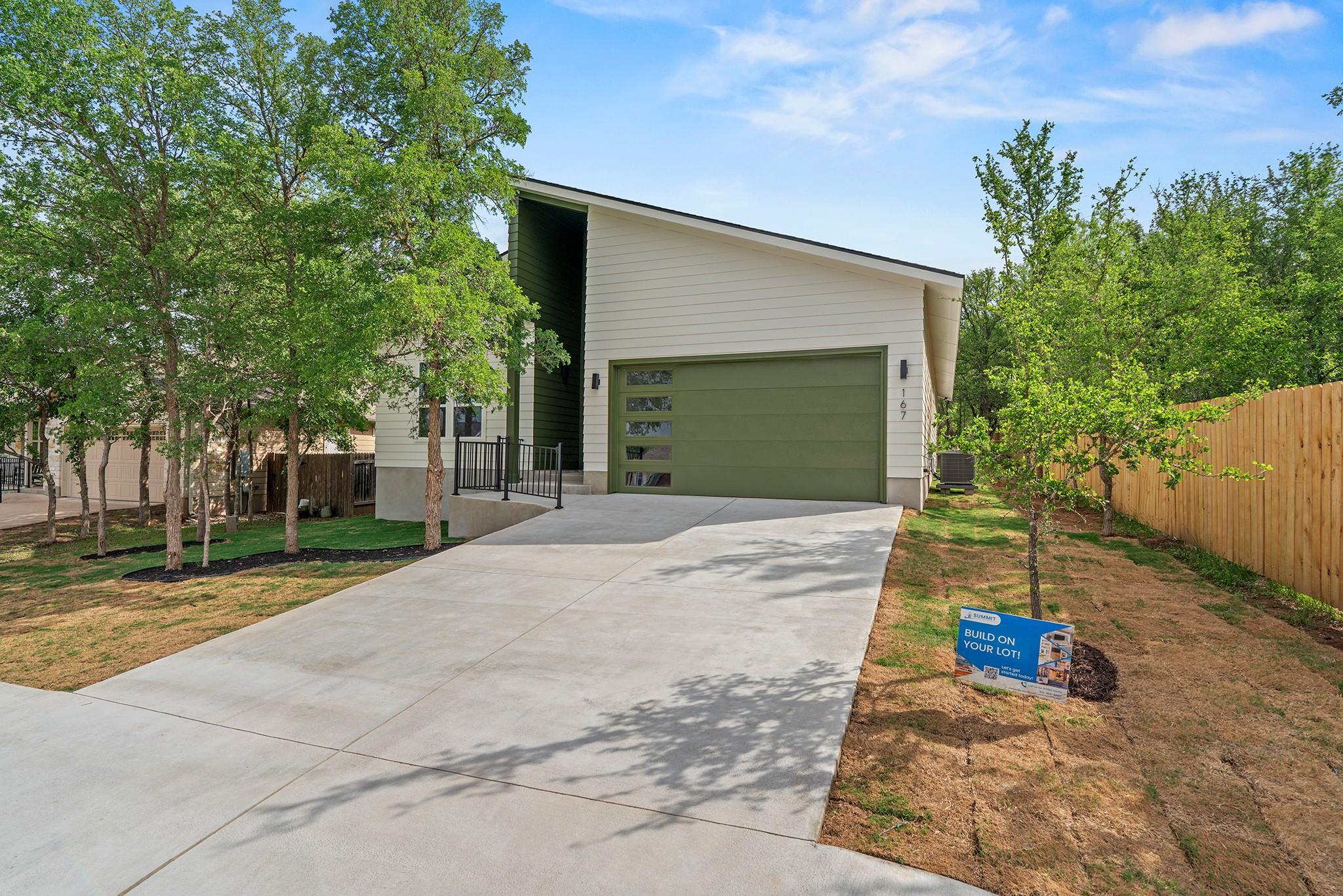 167 Puu Waa Waa Ln, Bastrop, TX 78602