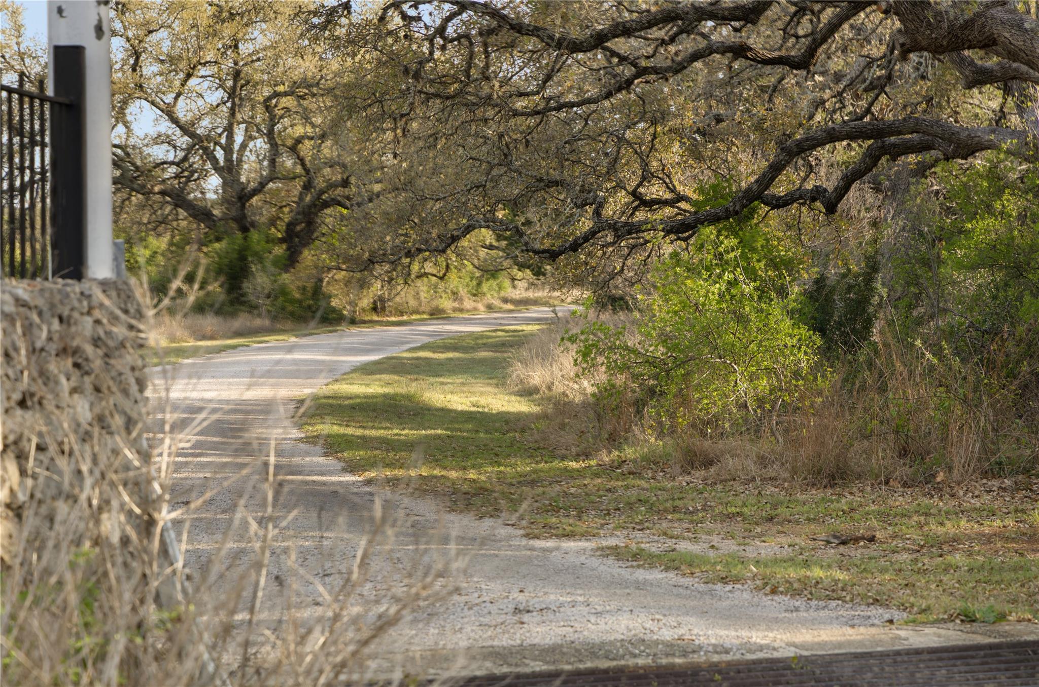 892 Baird Ranch Rd, Johnson City, TX 78636