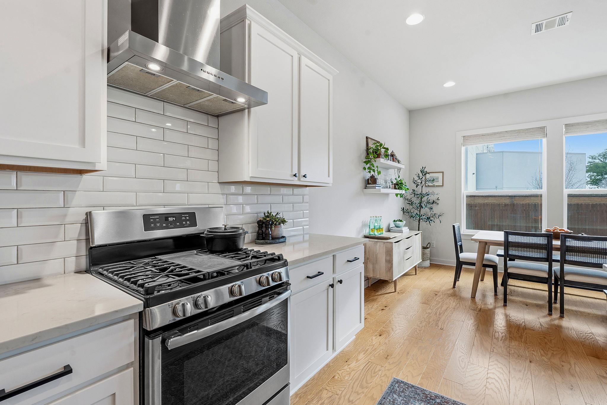 900 Old Mill Rd # 46, Cedar Park, TX 78613