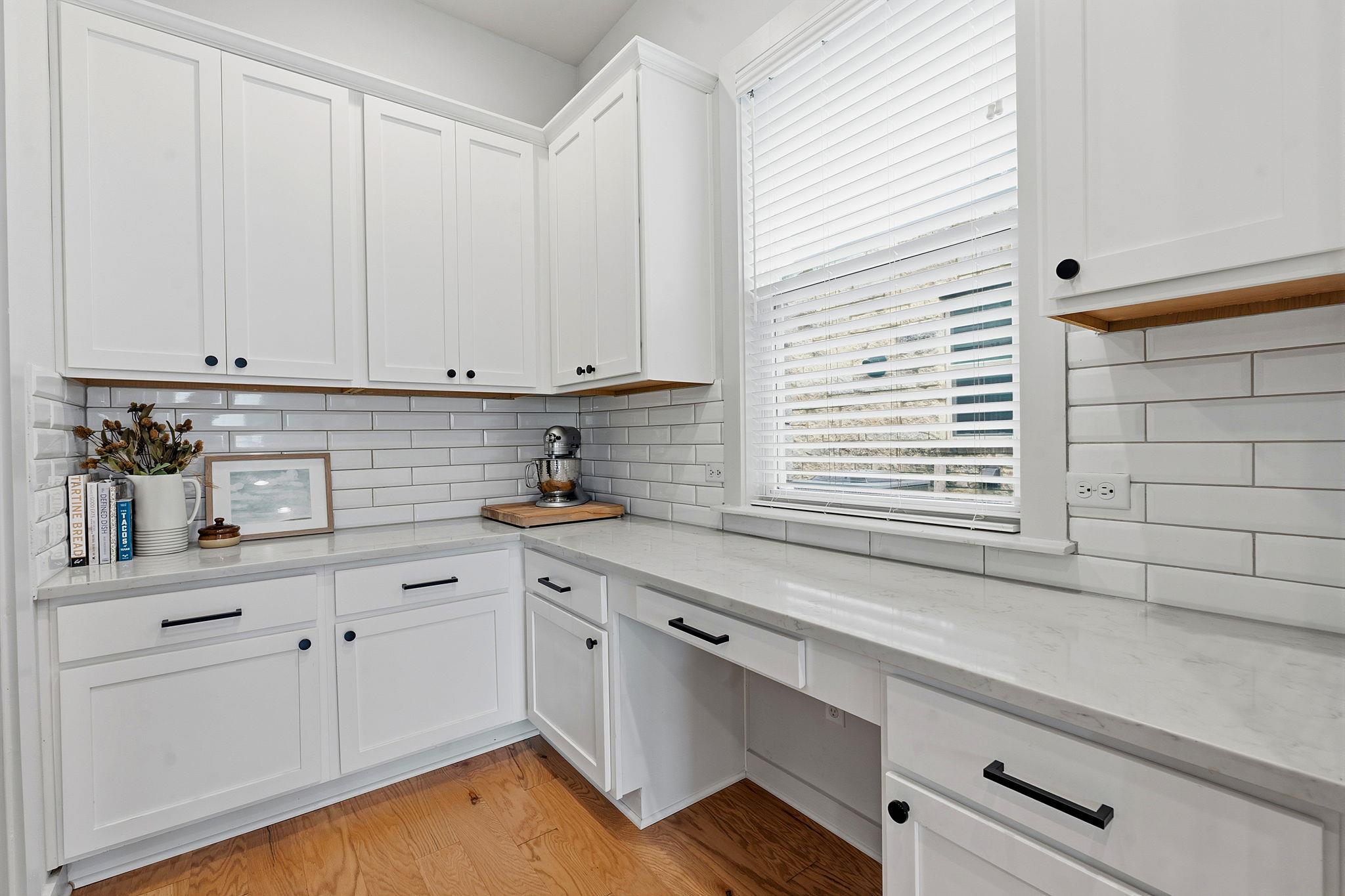 900 Old Mill Rd # 46, Cedar Park, TX 78613