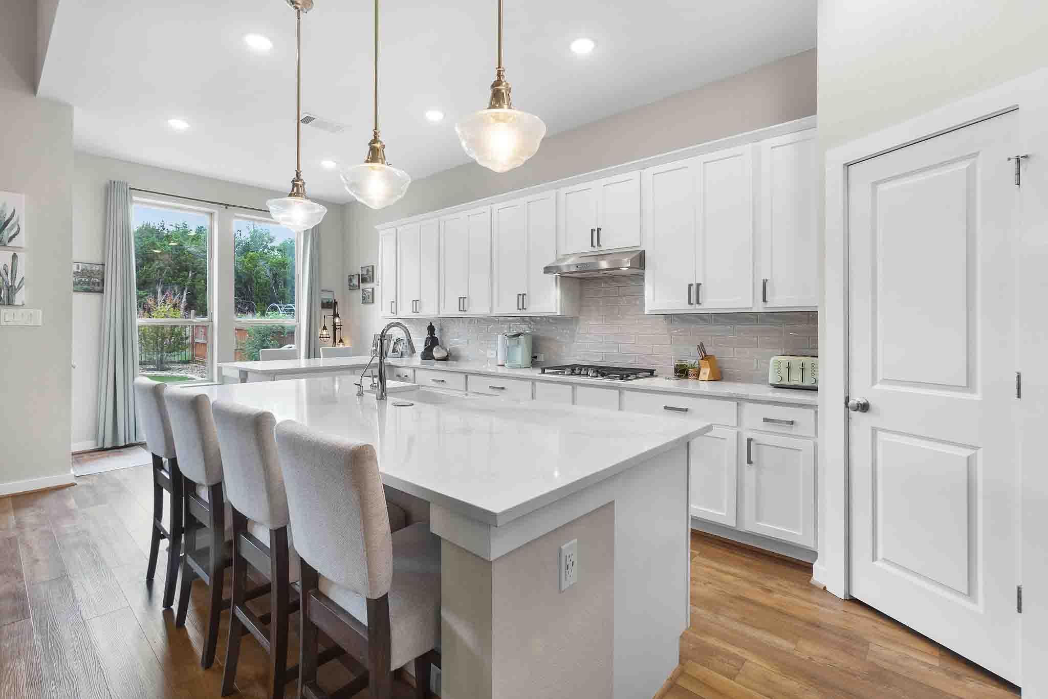 7717 Pace Ravine Dr, Lago Vista, TX 78645