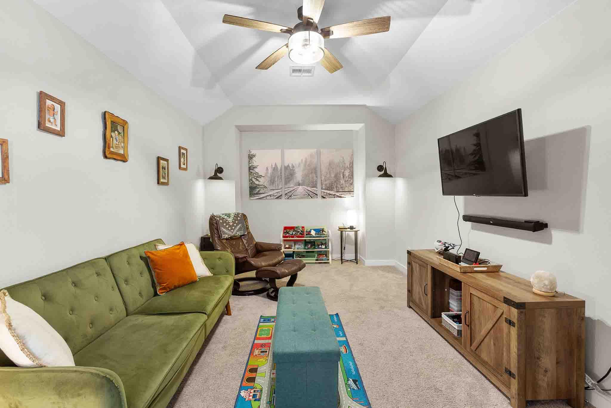 7717 Pace Ravine Dr, Lago Vista, TX 78645