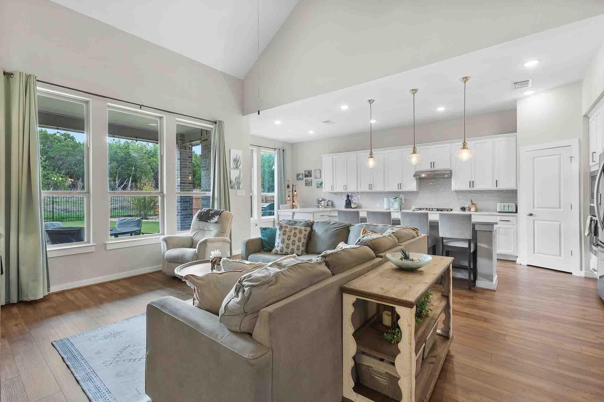 7717 Pace Ravine Dr, Lago Vista, TX 78645