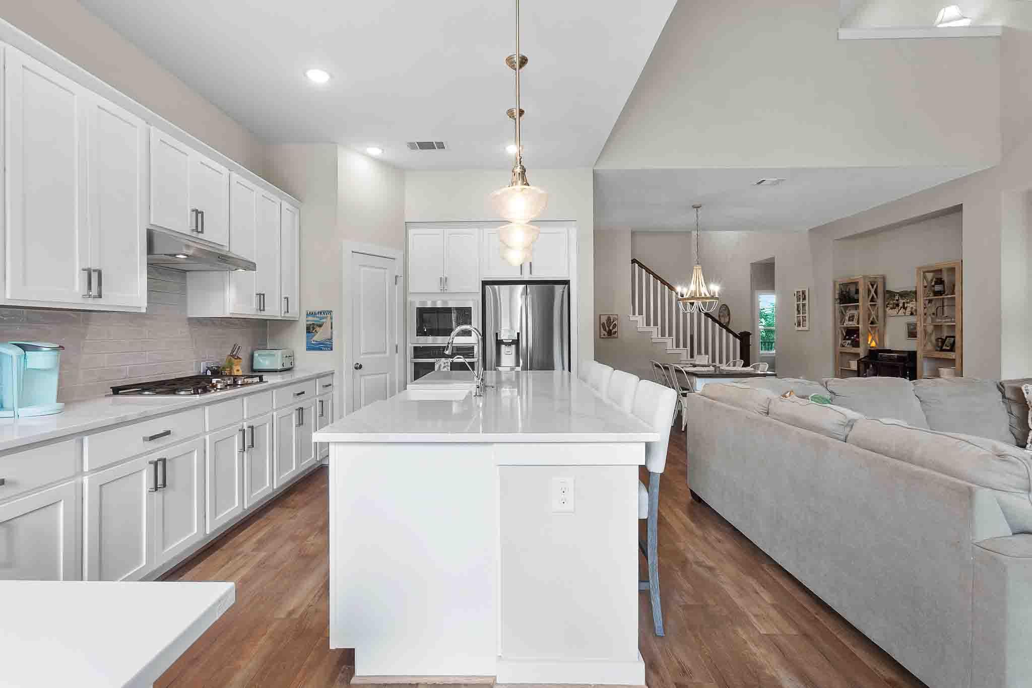 7717 Pace Ravine Dr, Lago Vista, TX 78645