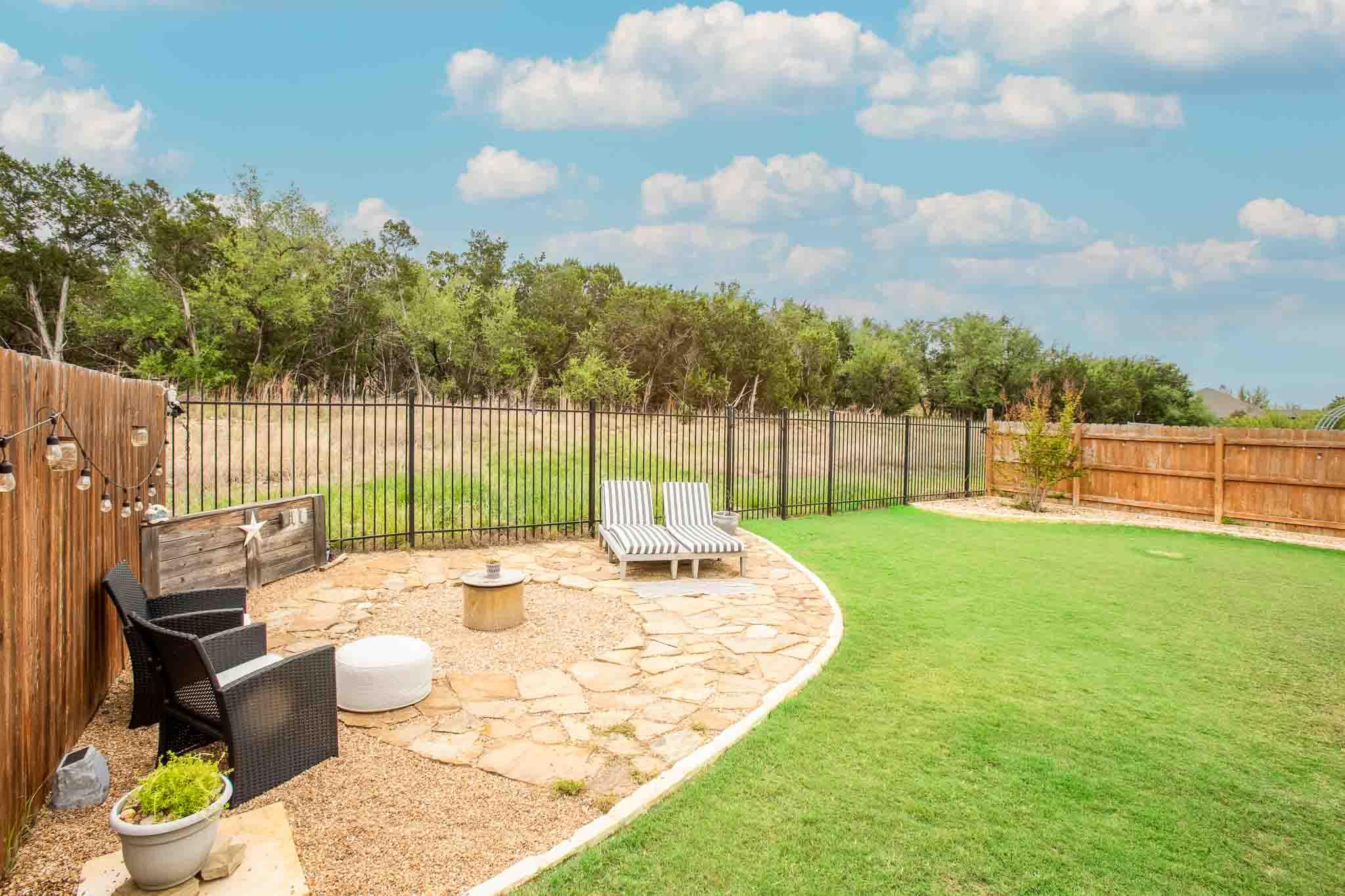 7717 Pace Ravine Dr, Lago Vista, TX 78645