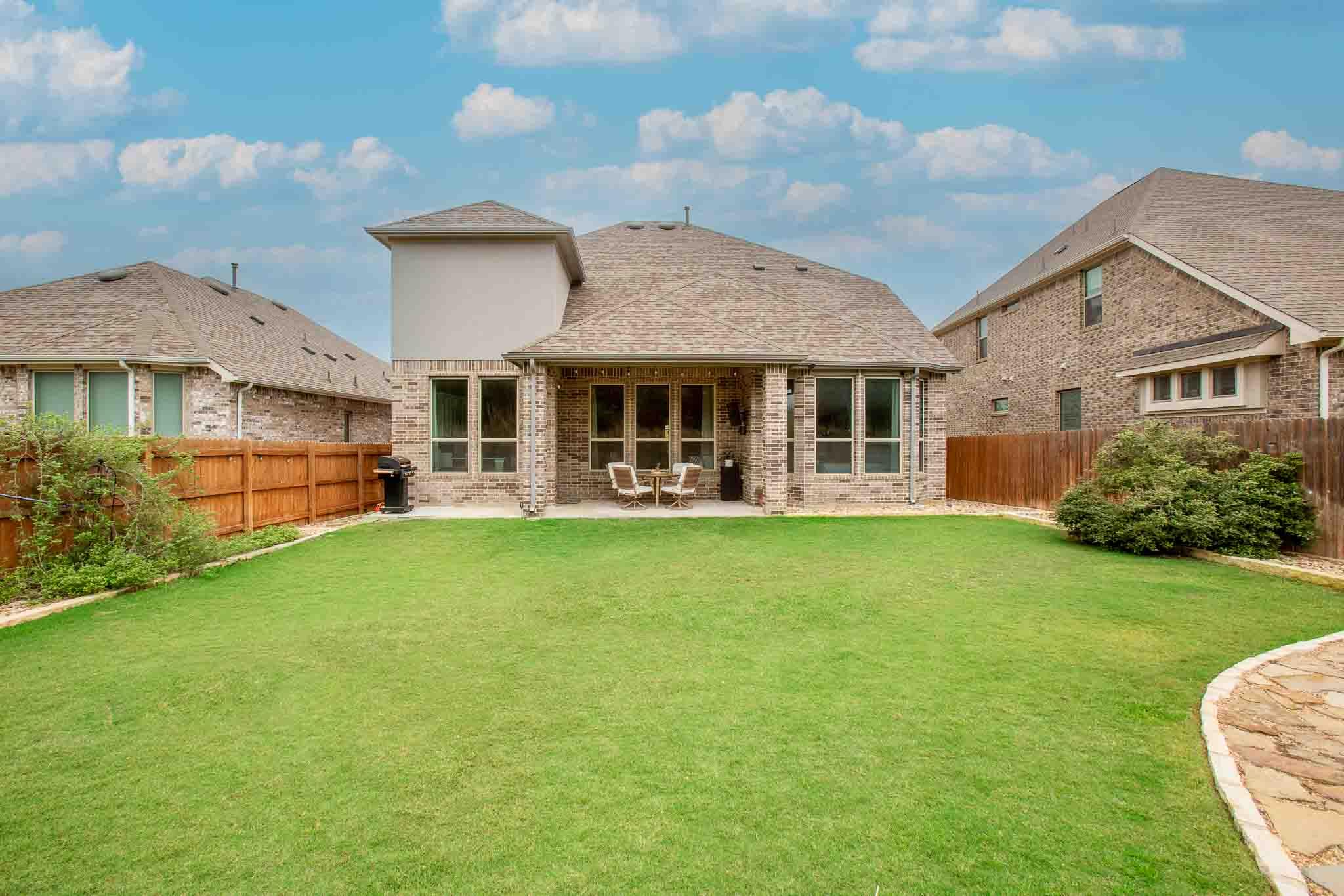 7717 Pace Ravine Dr, Lago Vista, TX 78645