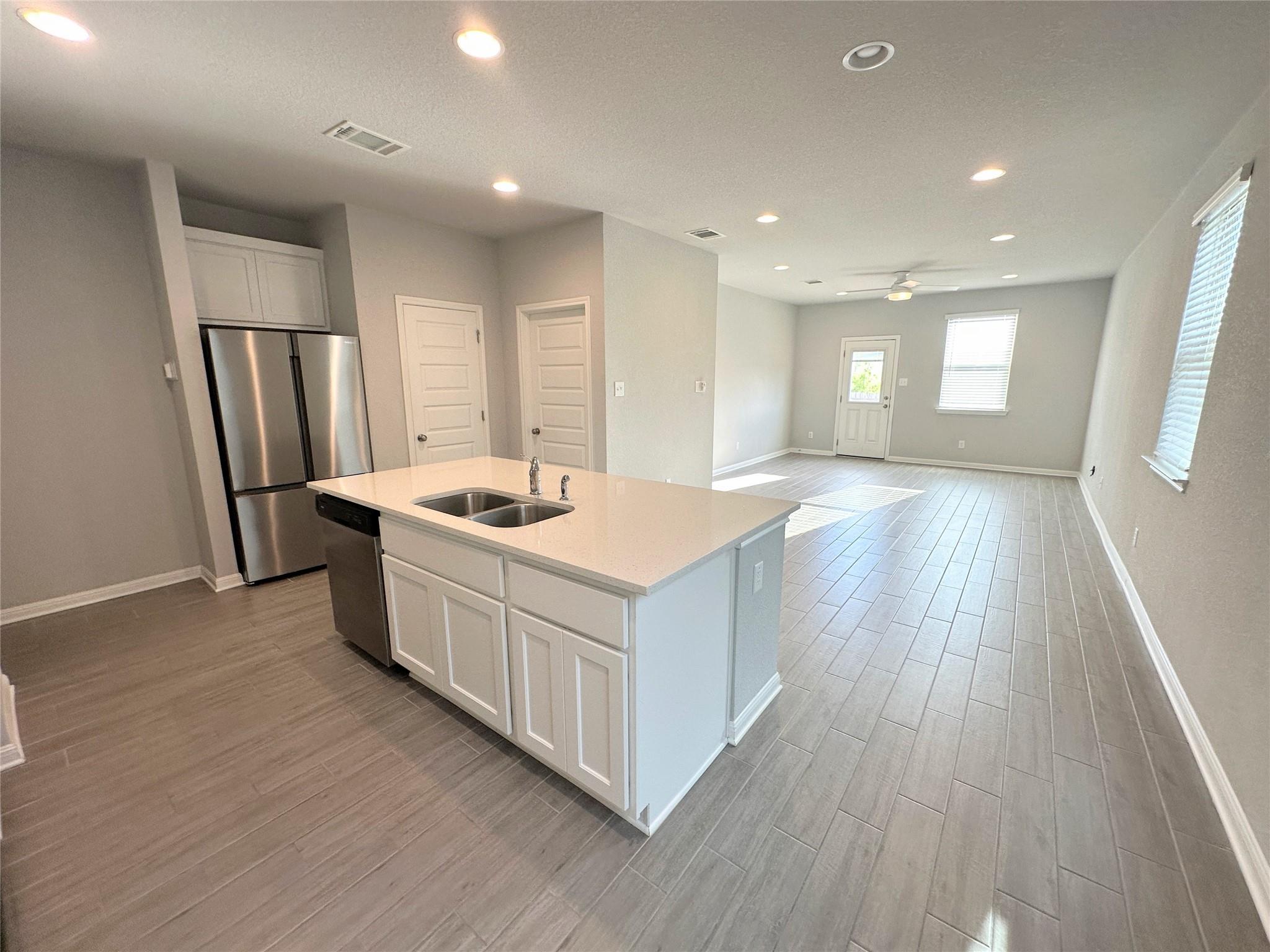 243 Kellys Heroes Way, Jarrell, TX 76537