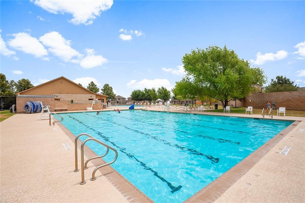 243 Kellys Heroes Way, Jarrell, TX 76537