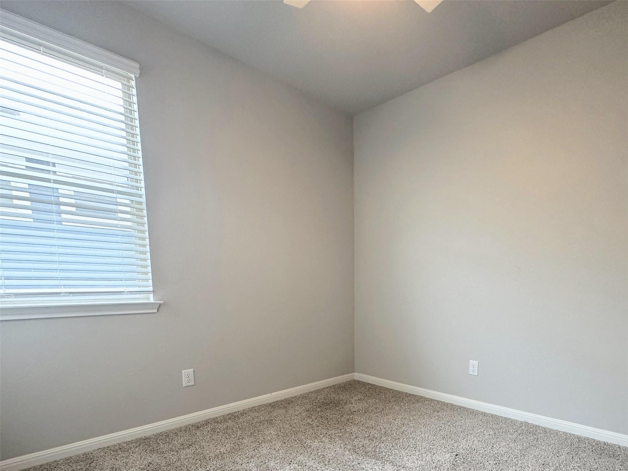 243 Kellys Heroes Way, Jarrell, TX 76537