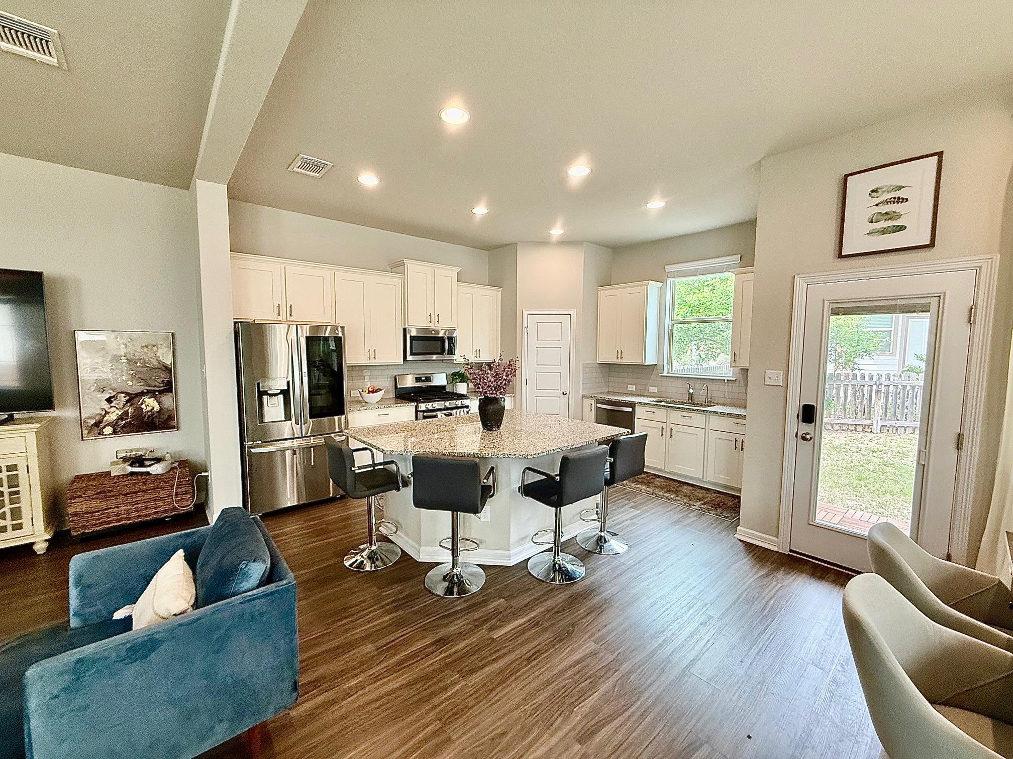 2500 Meyer Cv # B, Pflugerville, TX 78660