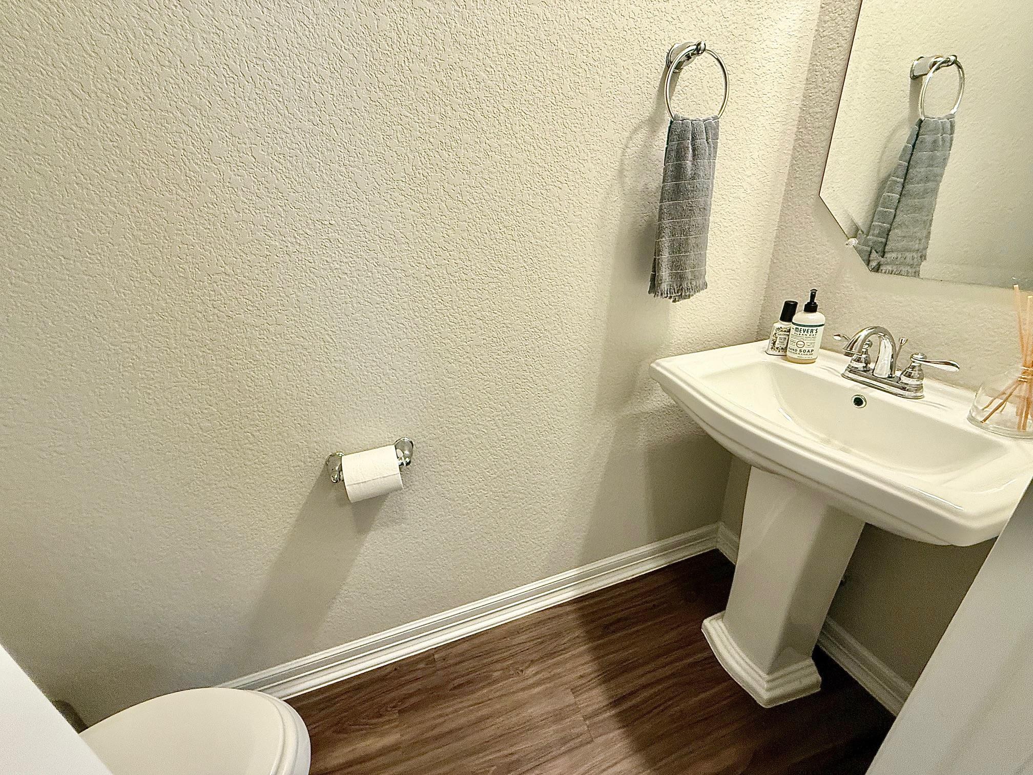 2500 Meyer Cv # B, Pflugerville, TX 78660