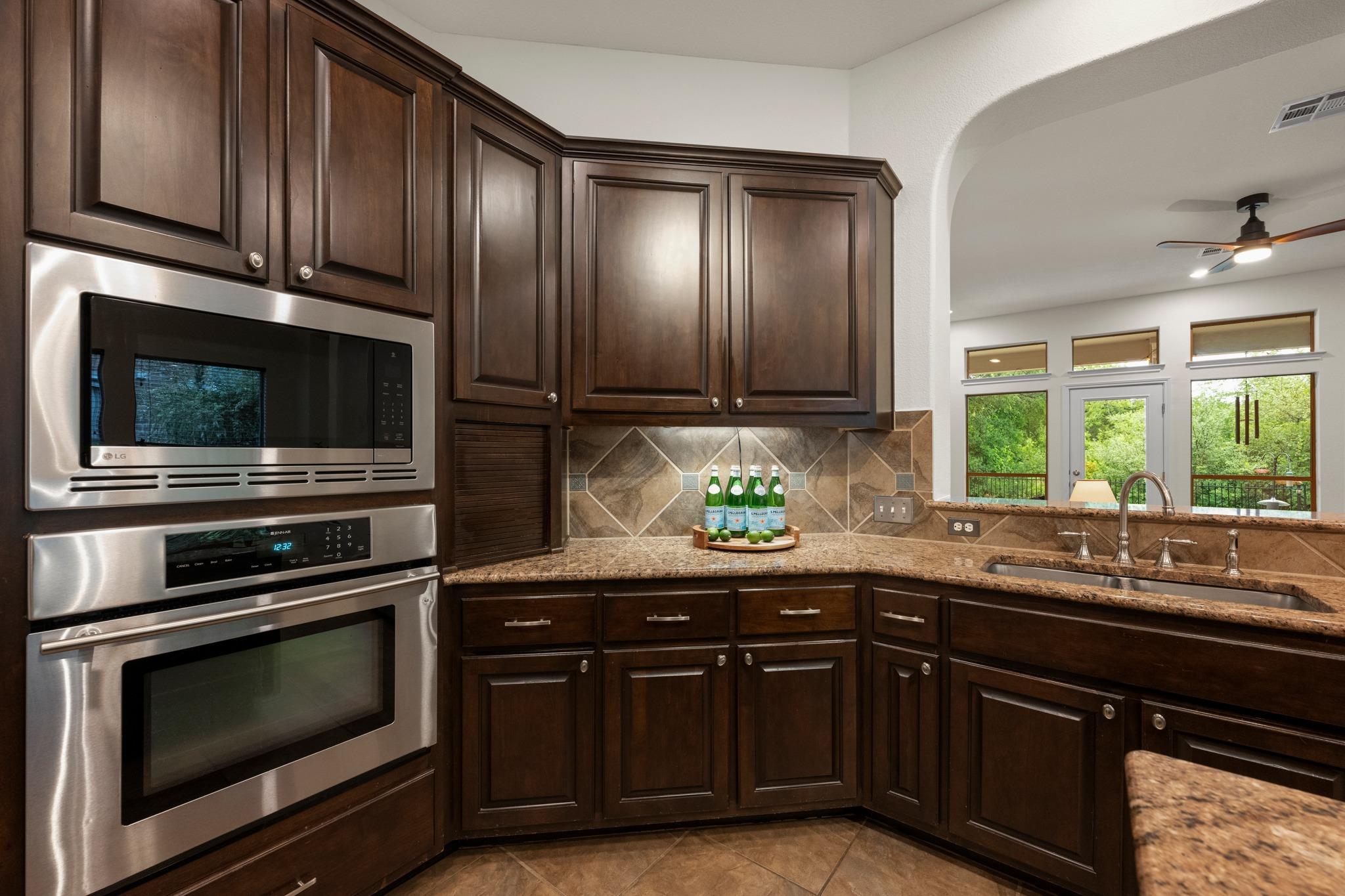 11704 Via Grande Dr, Austin, TX 78739