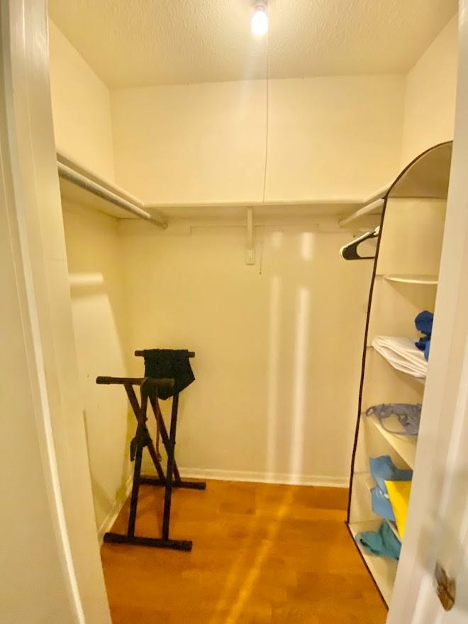 807 W 25th St # 215, Austin, TX 78705