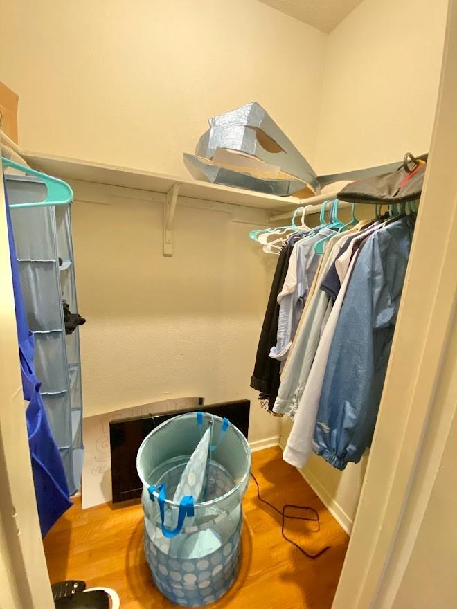 807 W 25th St # 215, Austin, TX 78705