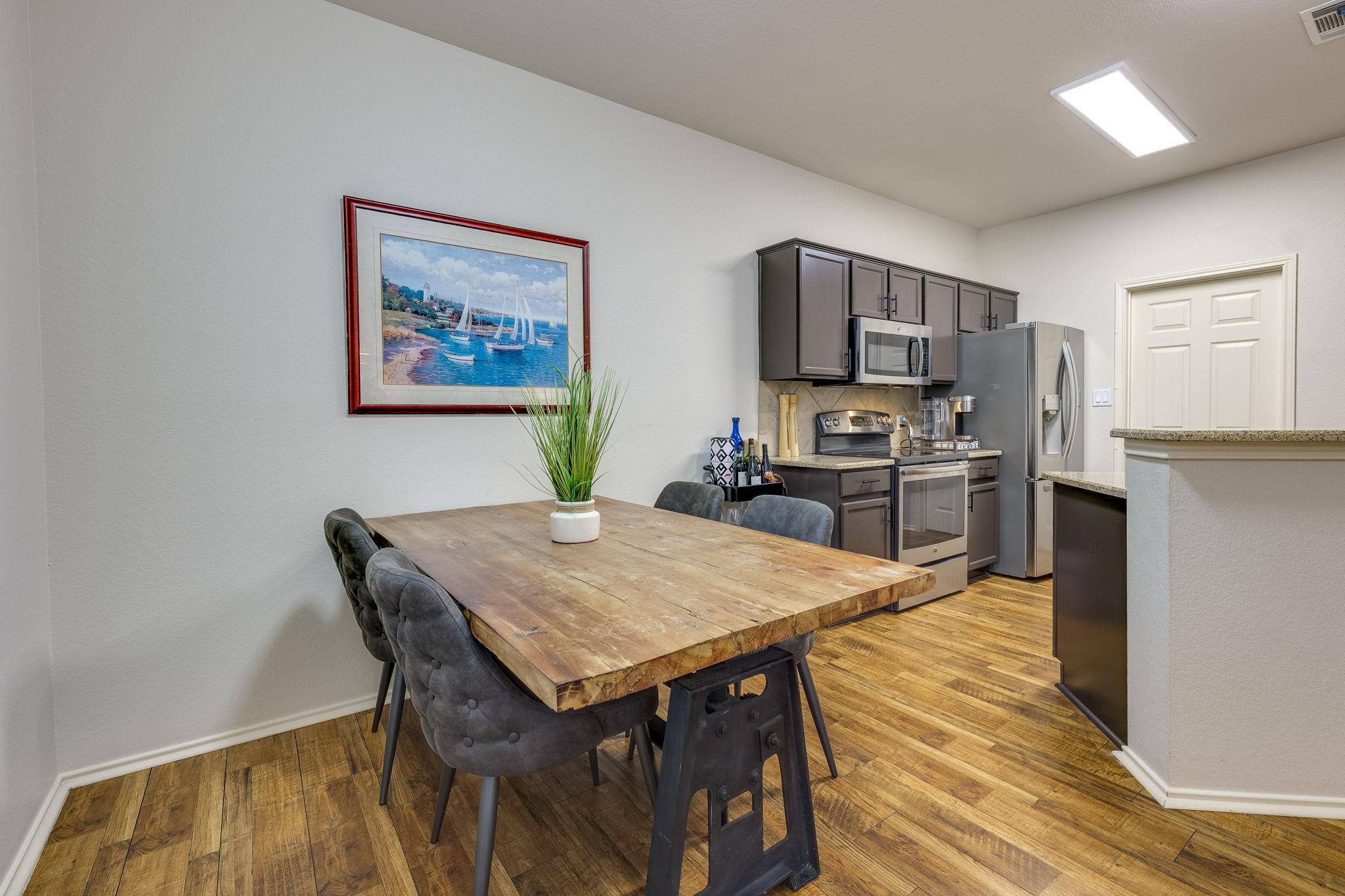 4501 Whispering Valley Dr # 3, Austin, TX 78727