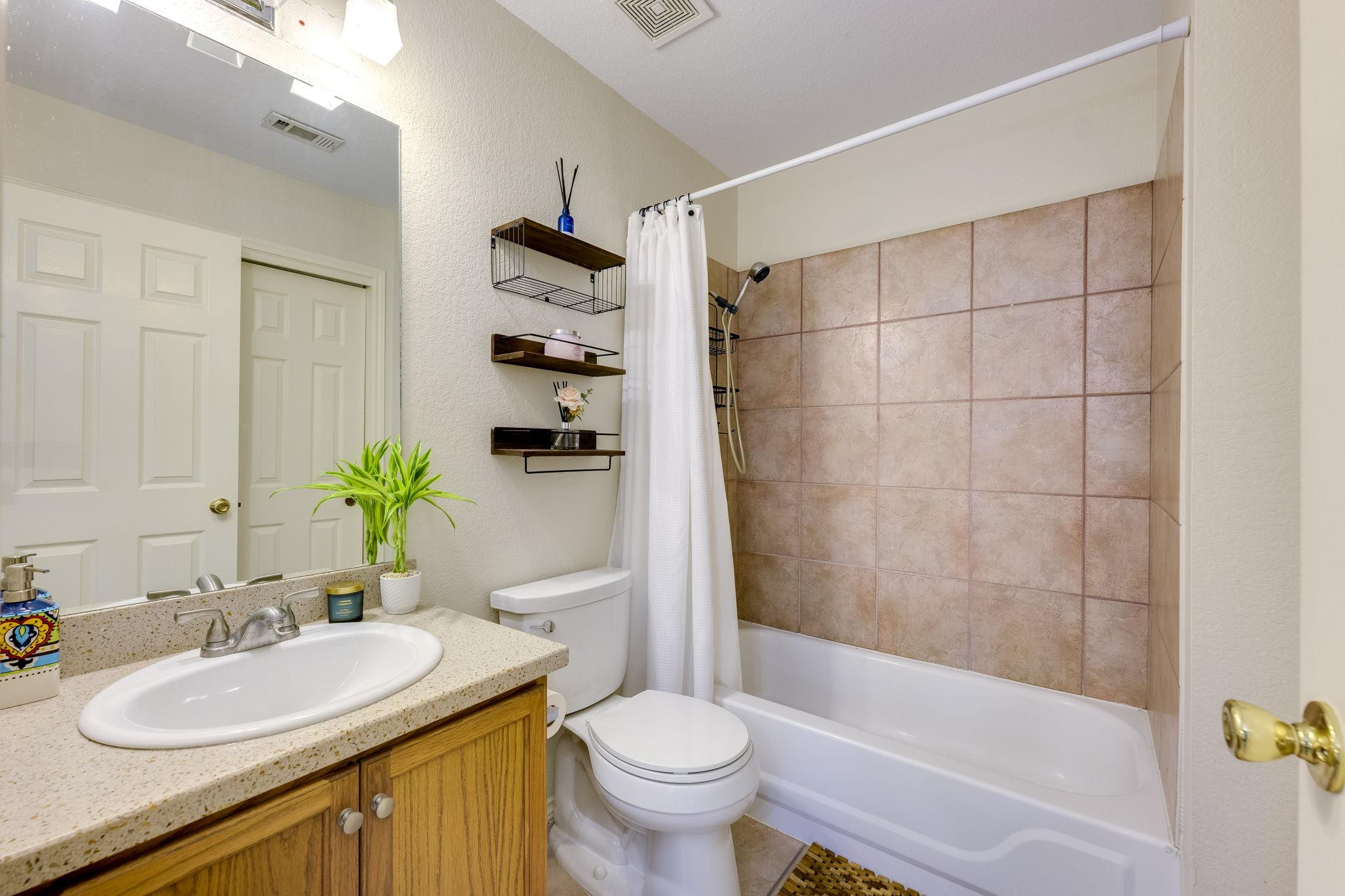 4501 Whispering Valley Dr # 3, Austin, TX 78727