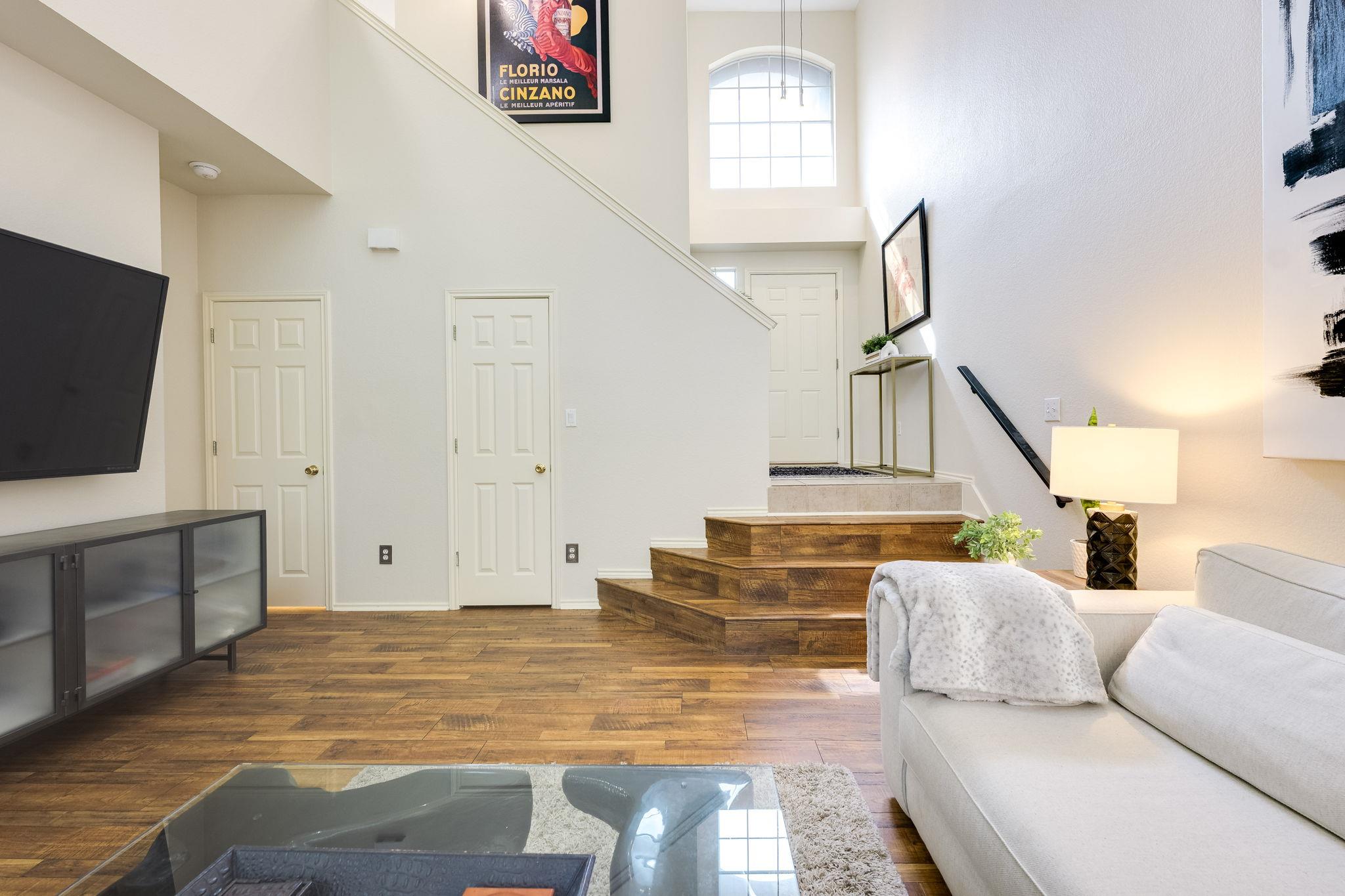 4501 Whispering Valley Dr # 3, Austin, TX 78727