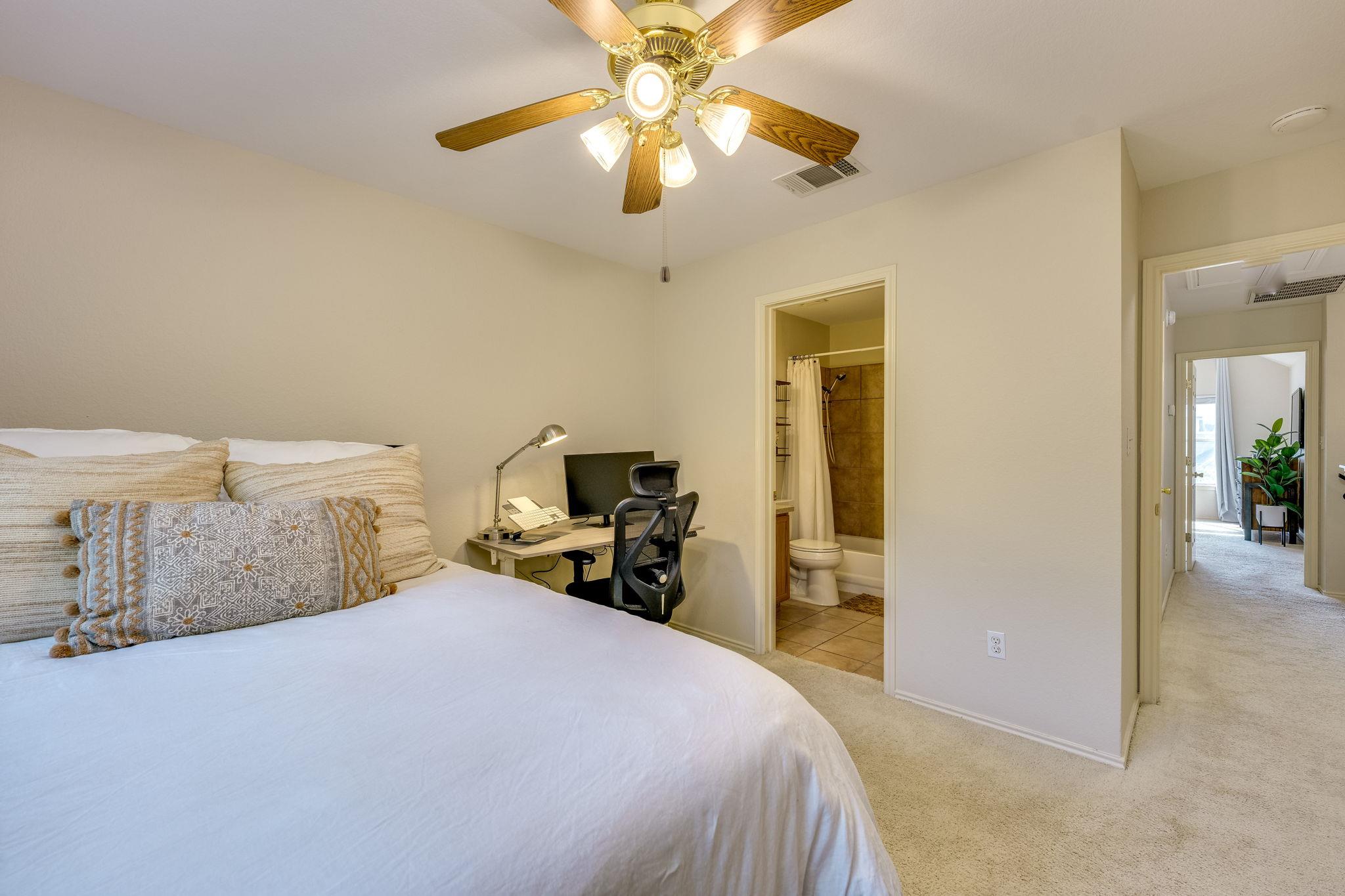 4501 Whispering Valley Dr # 3, Austin, TX 78727