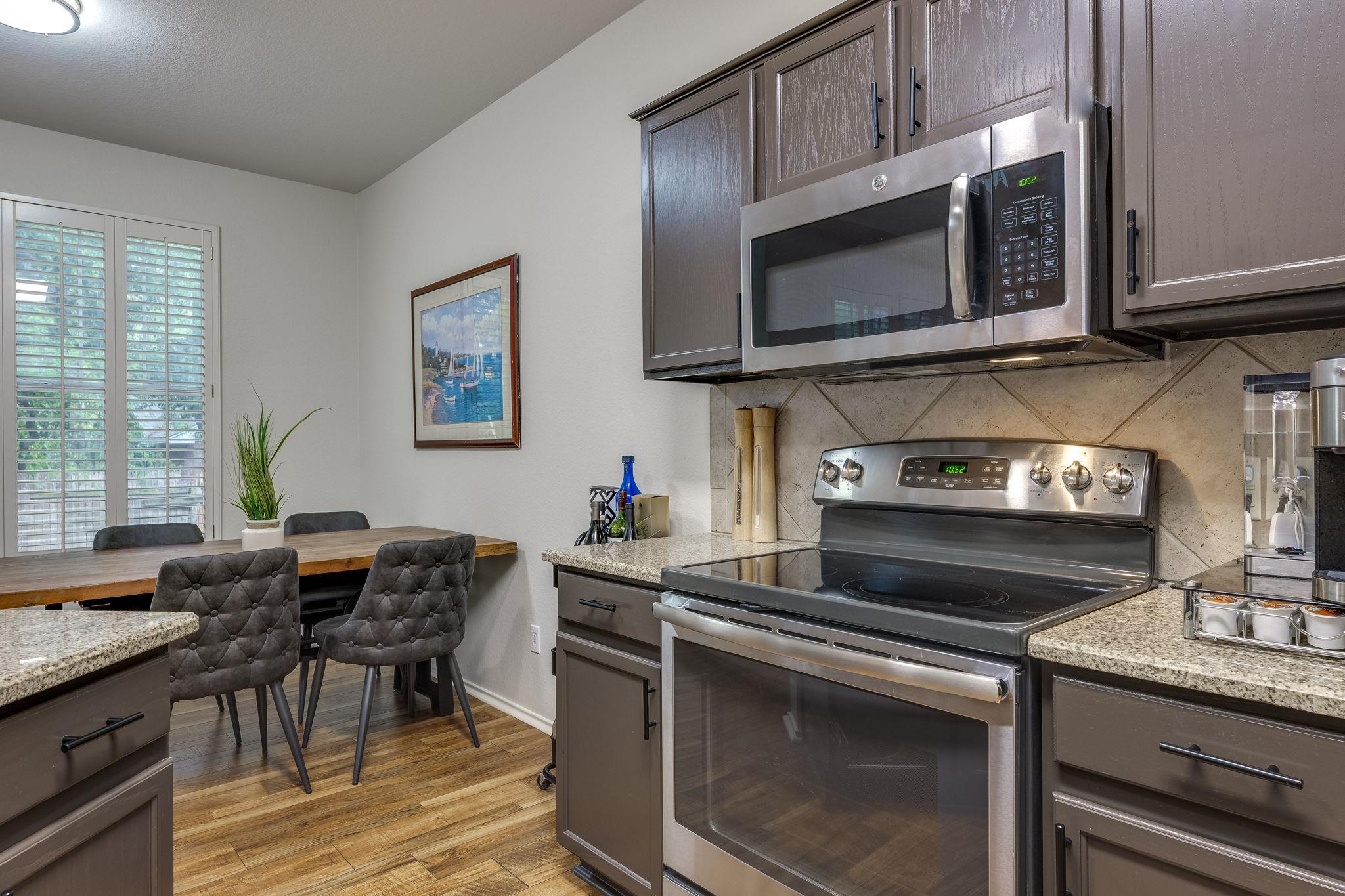 4501 Whispering Valley Dr # 3, Austin, TX 78727