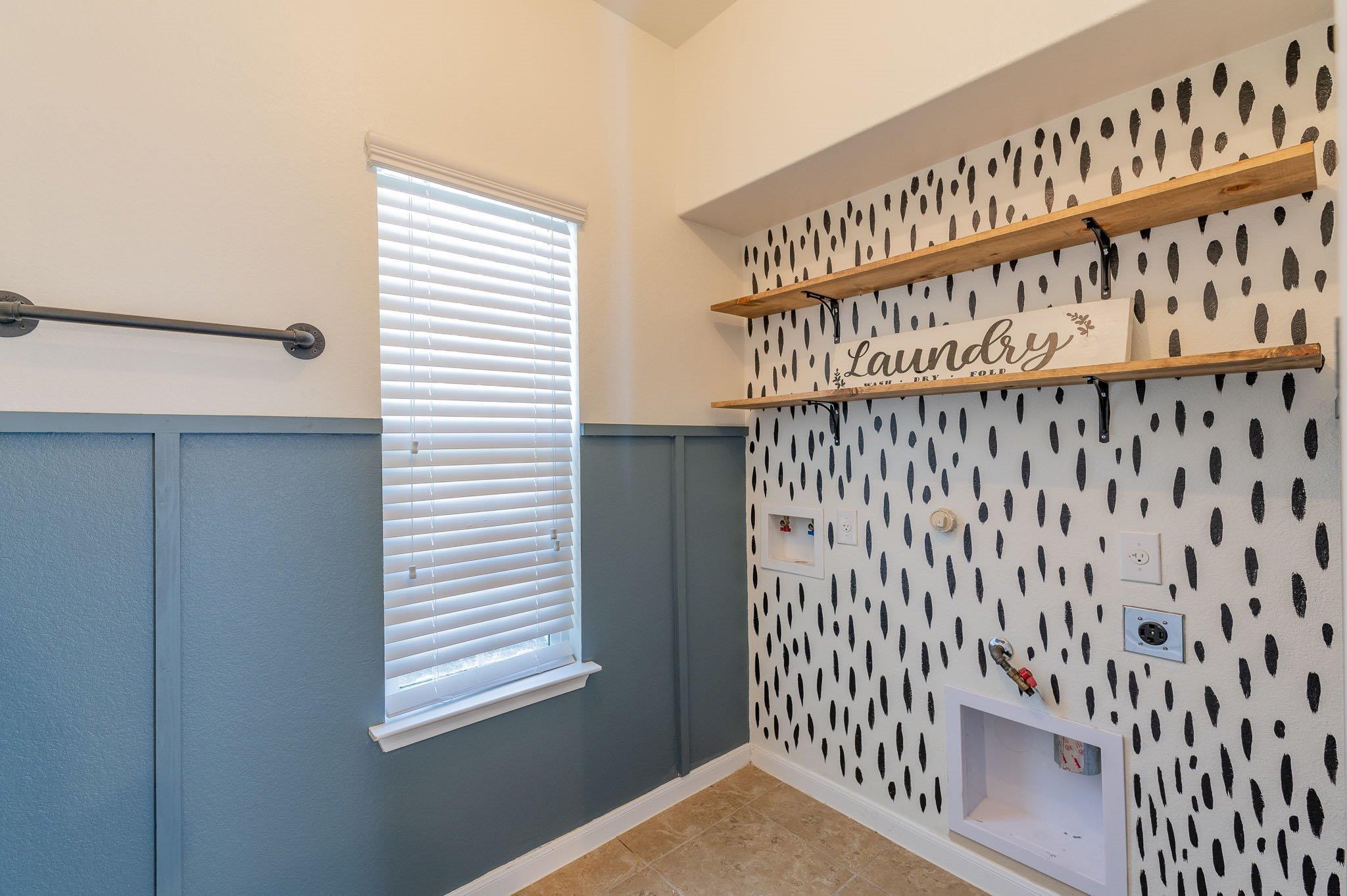 146 Linden Ln, San Marcos, TX 78666