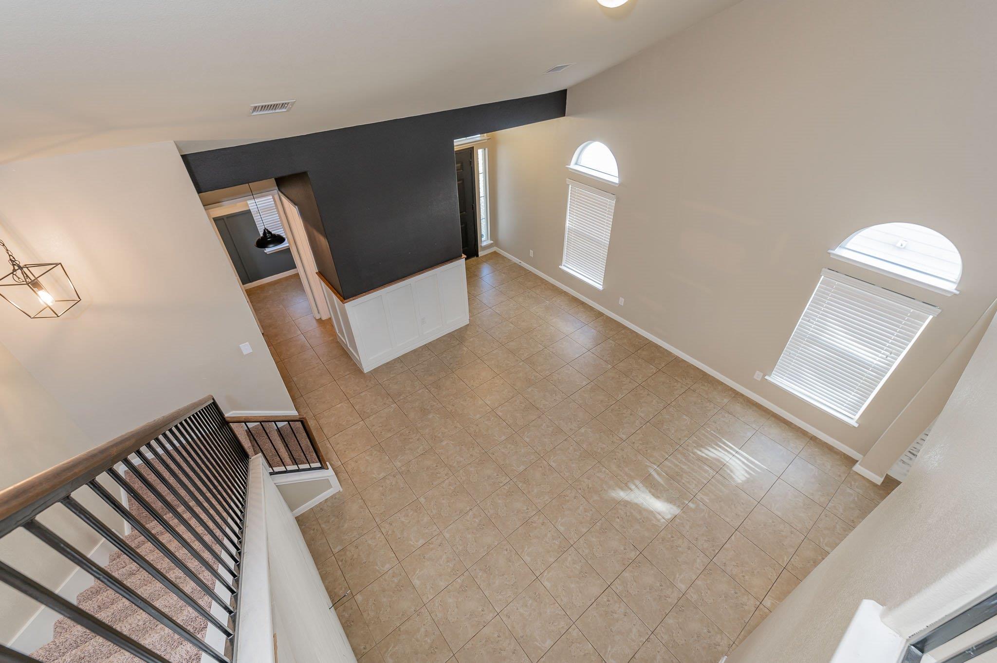 146 Linden Ln, San Marcos, TX 78666