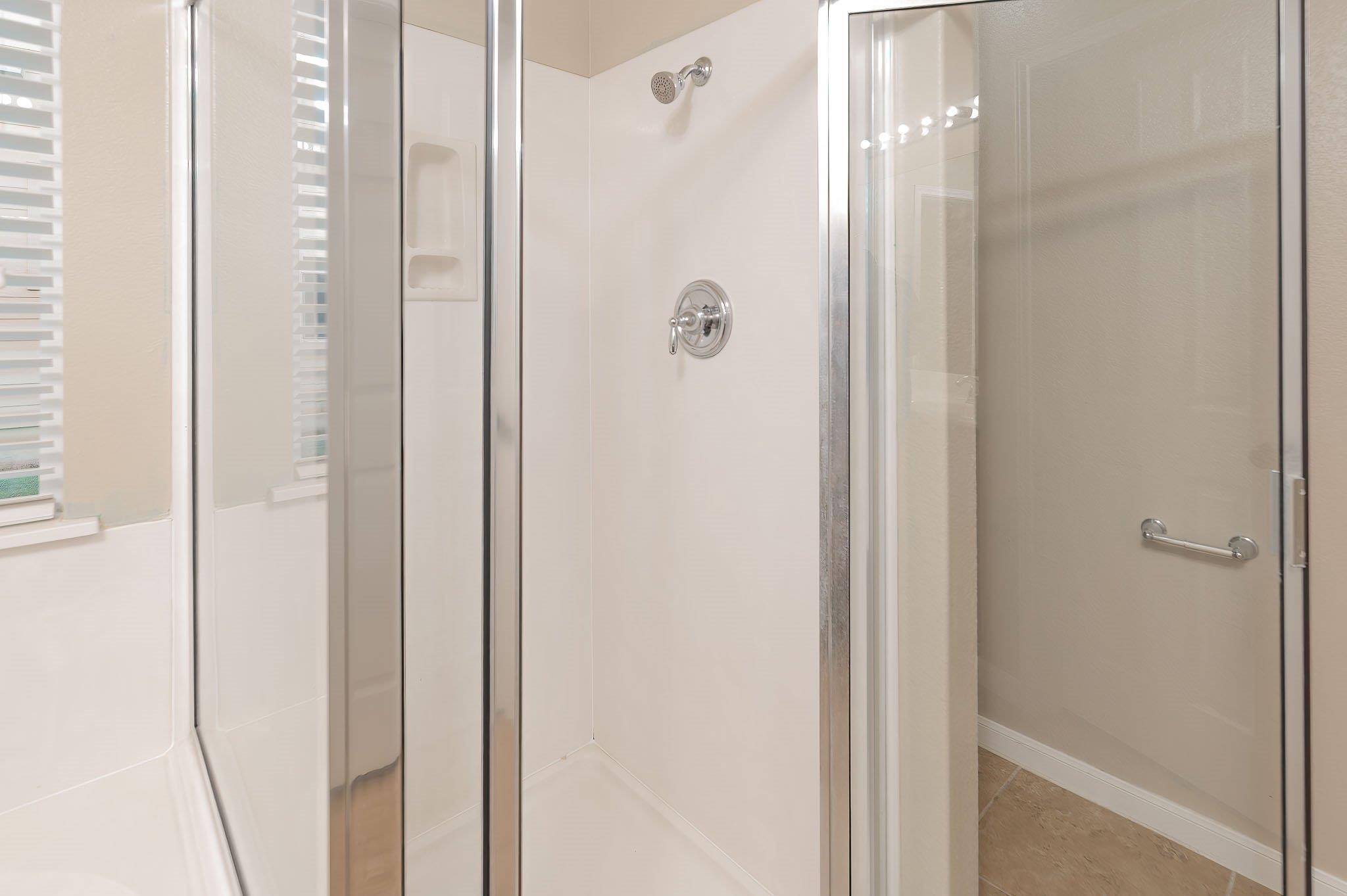 146 Linden Ln, San Marcos, TX 78666