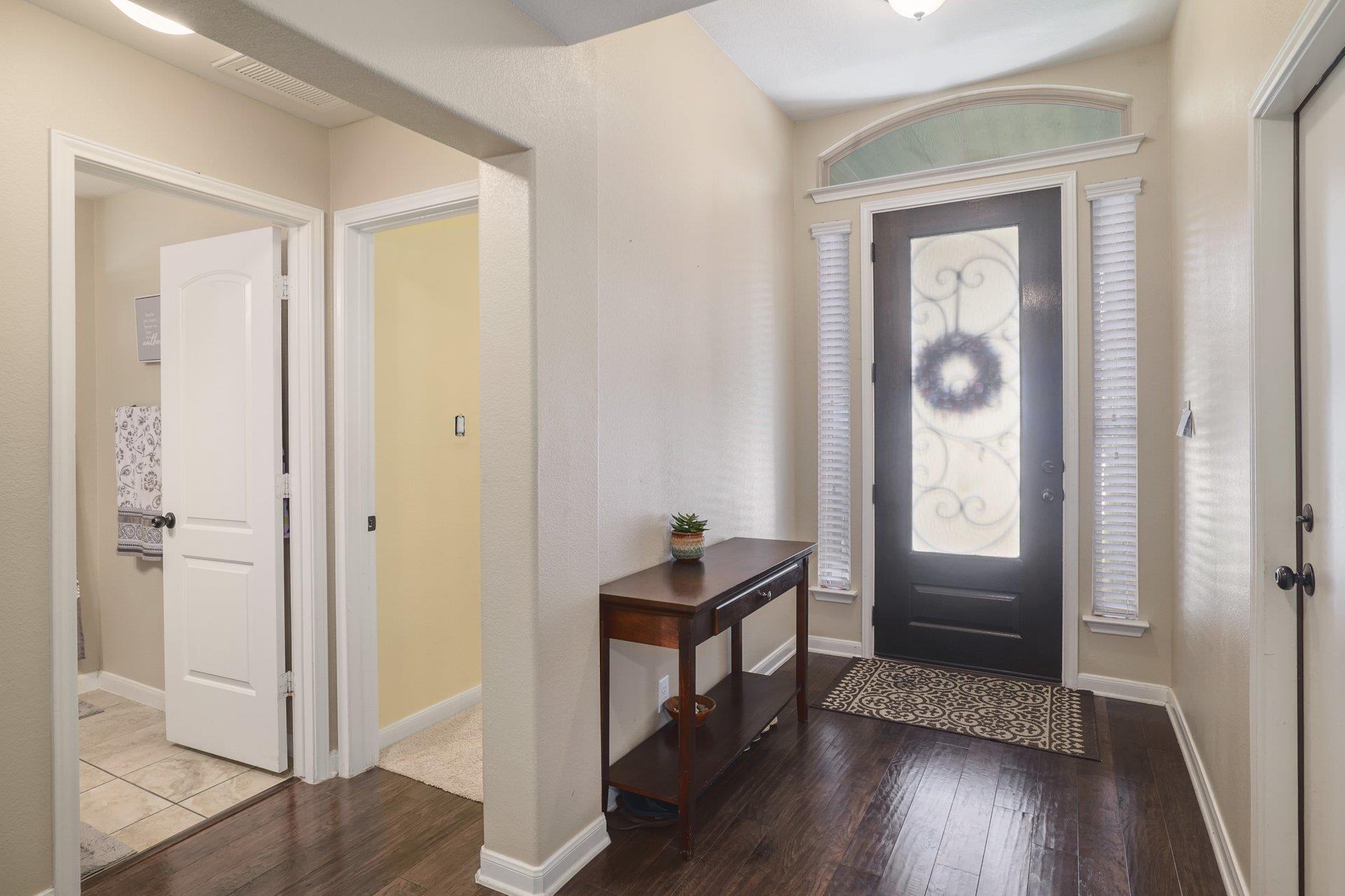 2524 Muzzie Ln, Leander, TX 78641