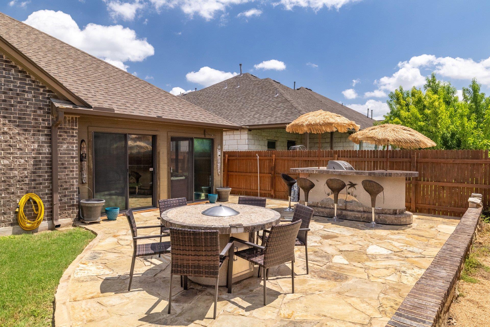 2524 Muzzie Ln, Leander, TX 78641