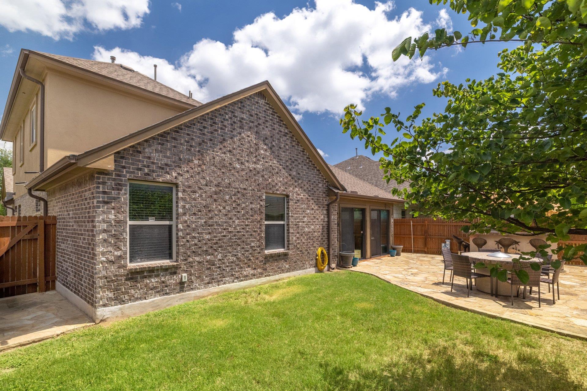 2524 Muzzie Ln, Leander, TX 78641