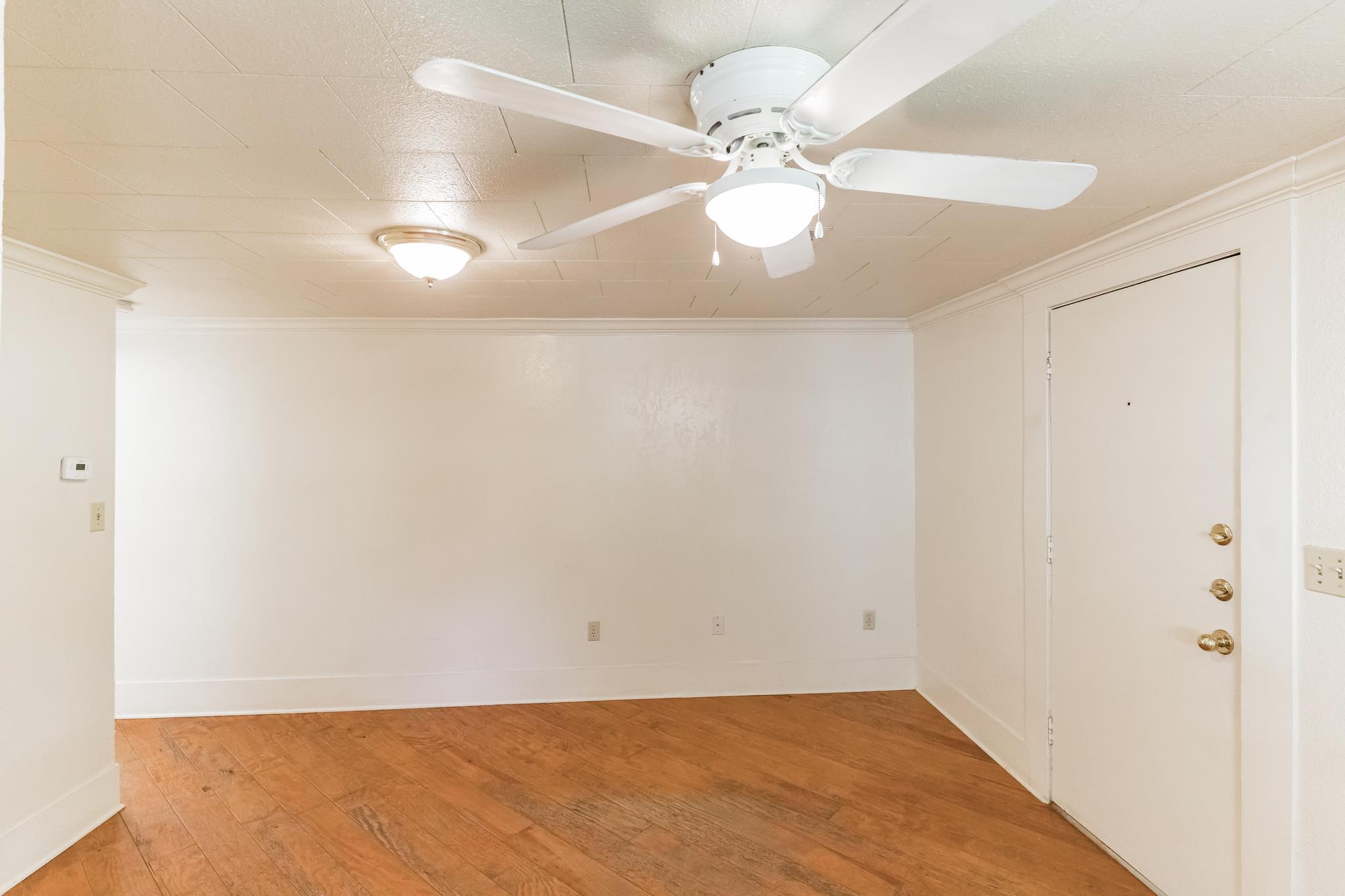 501 E 4th St, Georgetown, TX 78626