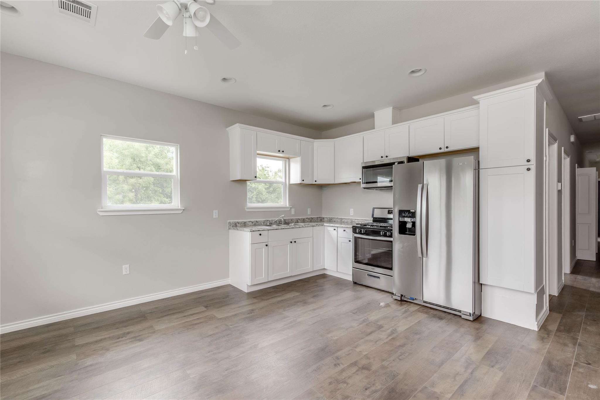 412 Booth St # A, Taylor, TX 76574