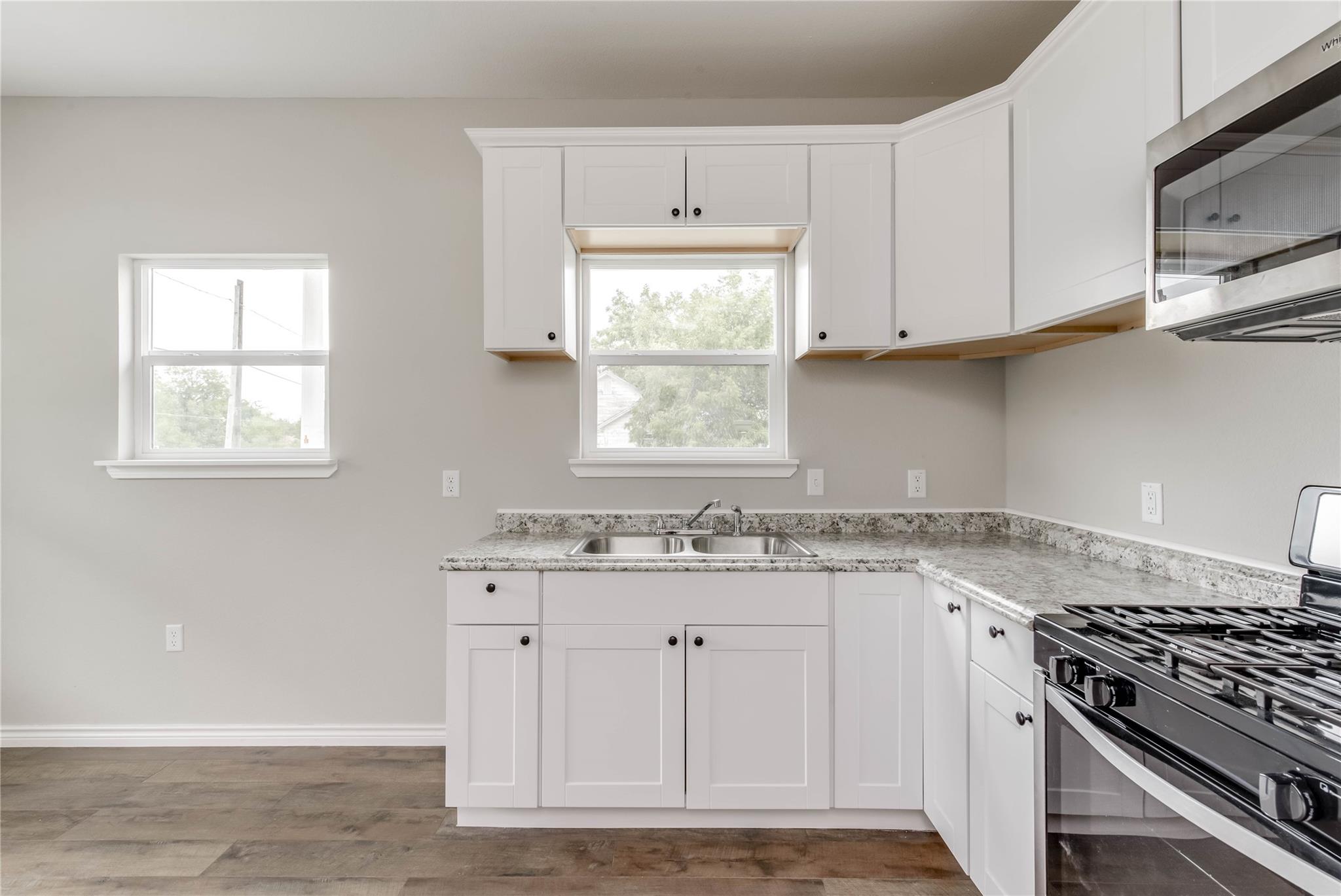 412 Booth St # A, Taylor, TX 76574