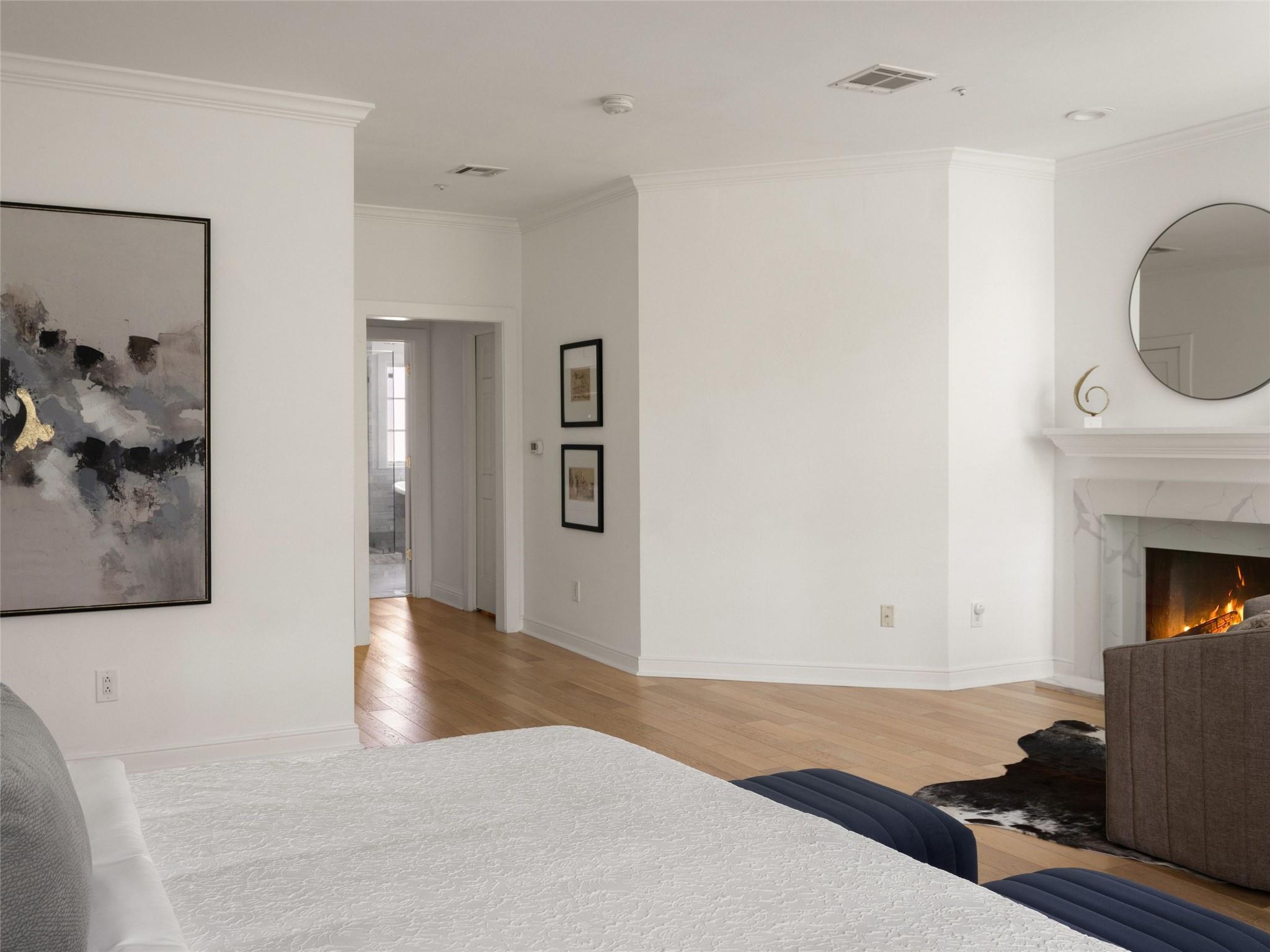 1937 Rue De St Tropez # 10, Austin, TX 78746