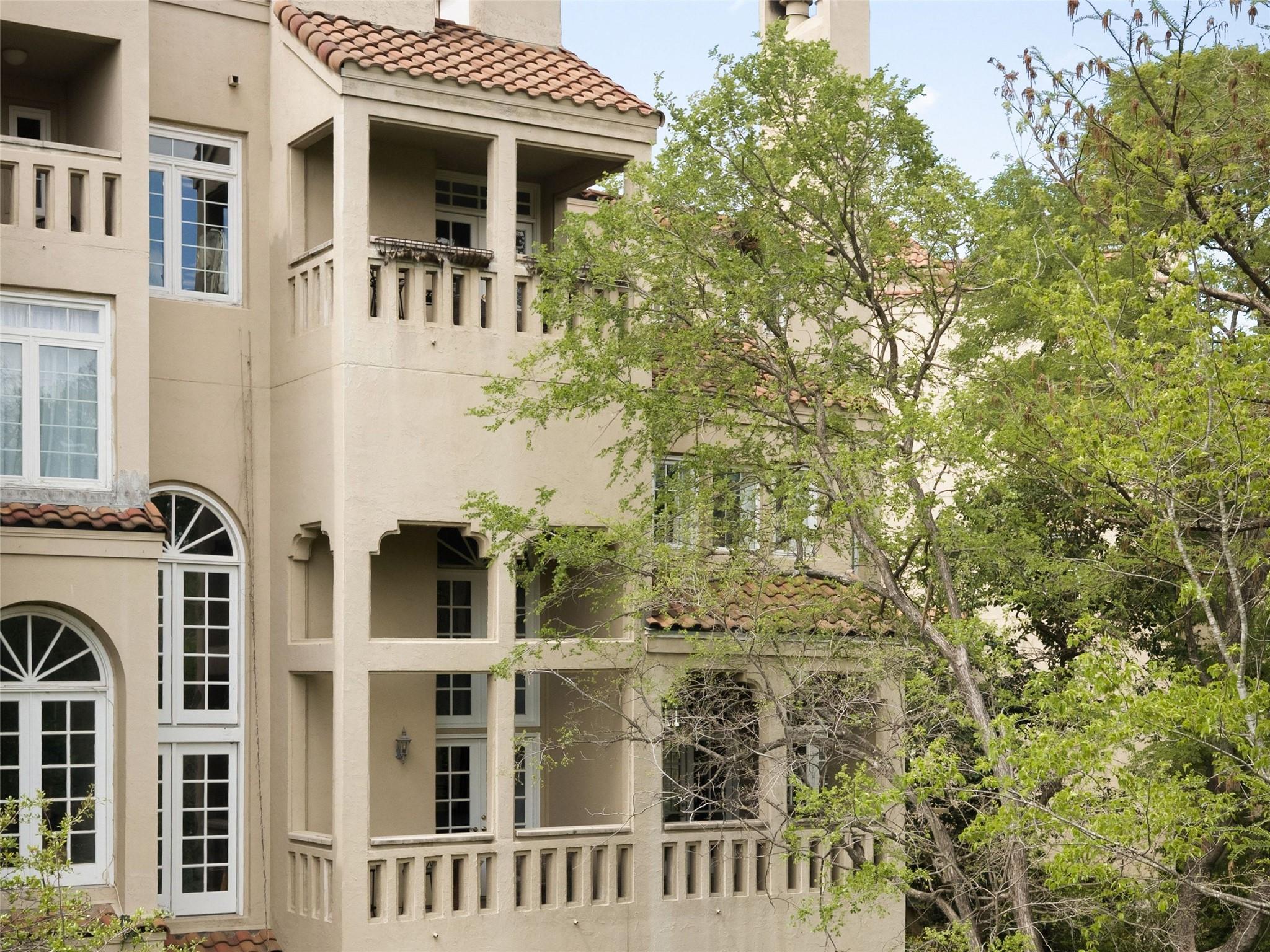 1937 Rue De St Tropez # 10, Austin, TX 78746