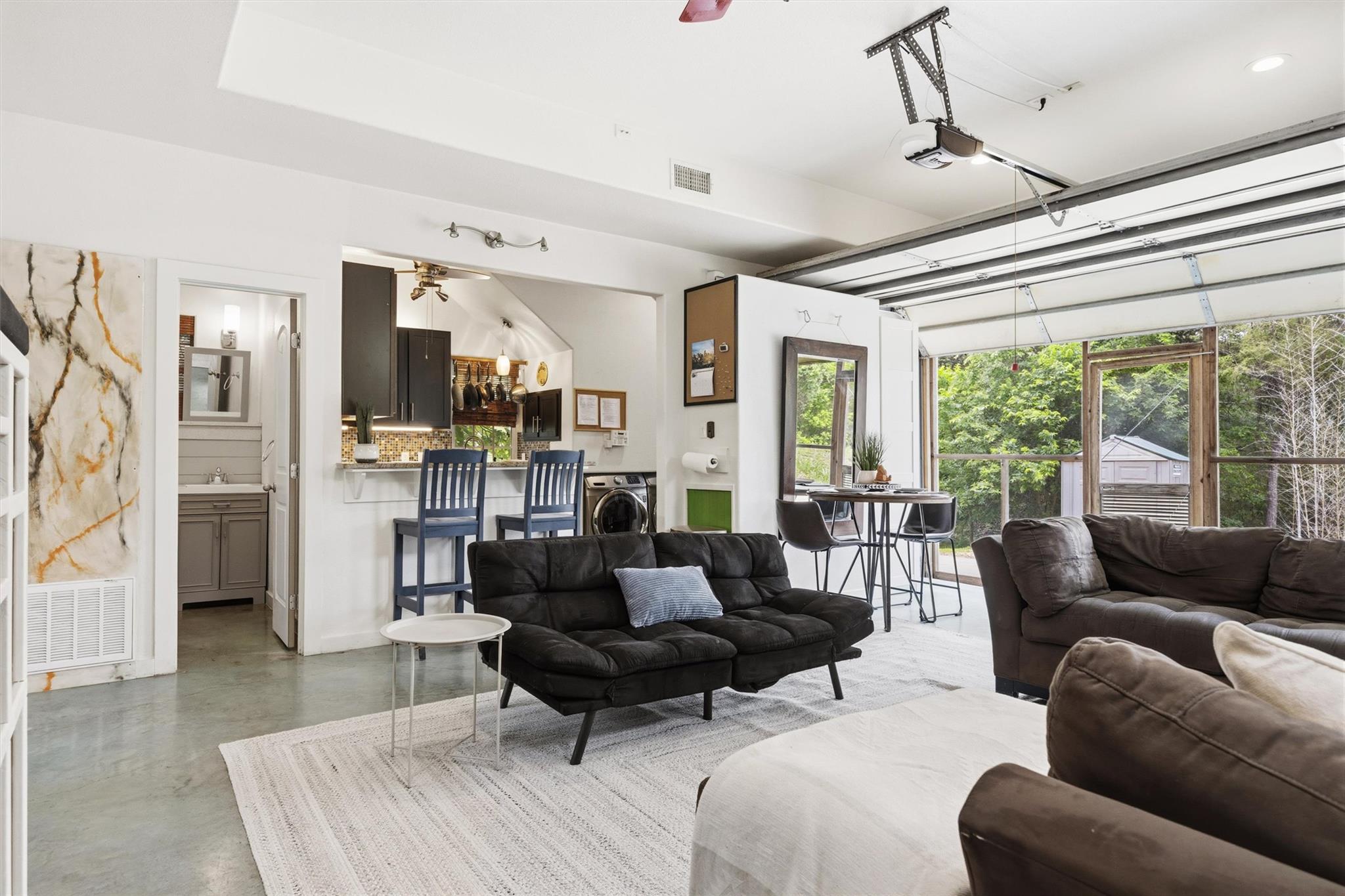 364 Old 71, Cedar Creek, TX 78612