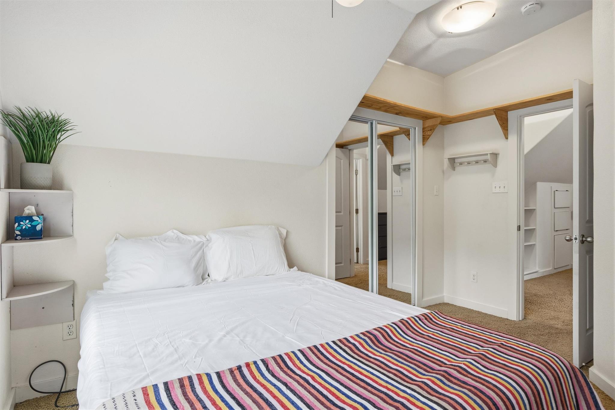 364 Old 71, Cedar Creek, TX 78612